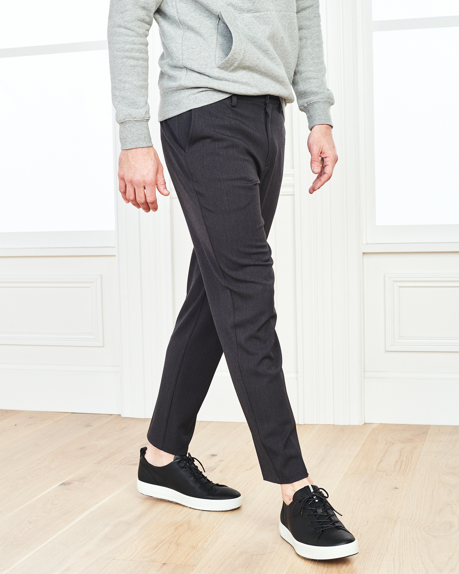 Quince Men's Performance Lounge/work Pants In Dark Charcoal