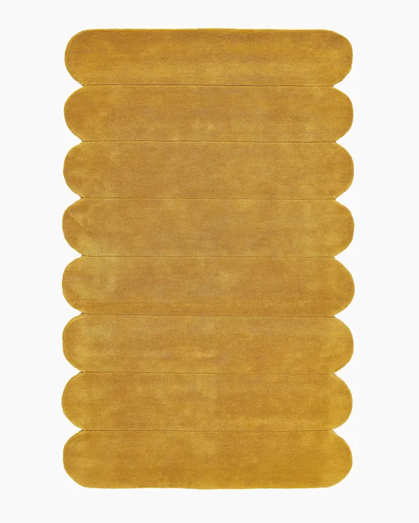 Scalloped Border Hand-Tufted Rug