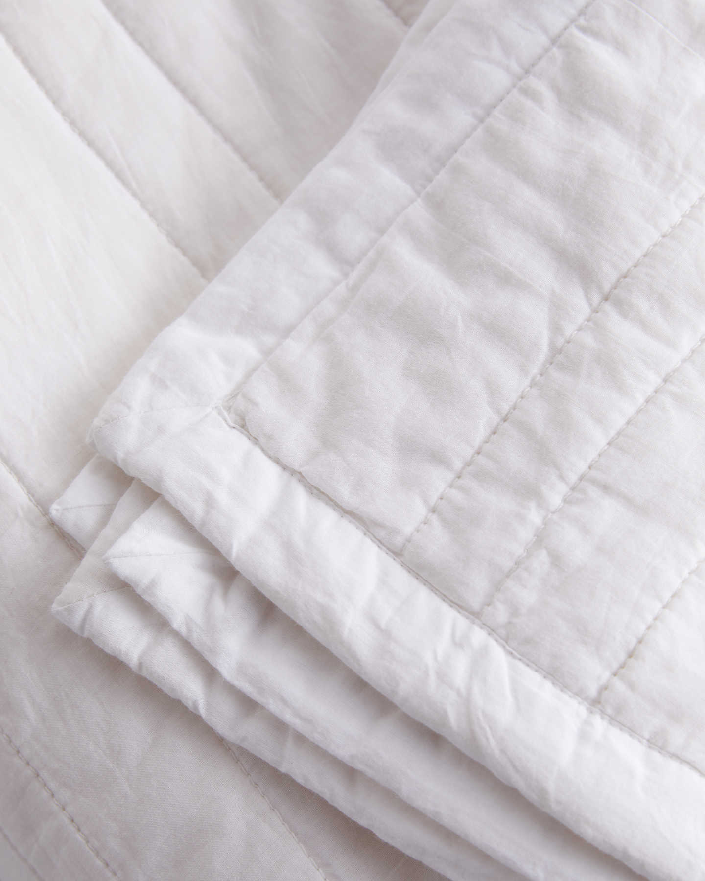 100% Organic Cotton Quilt - White - 5 - Thumbnail