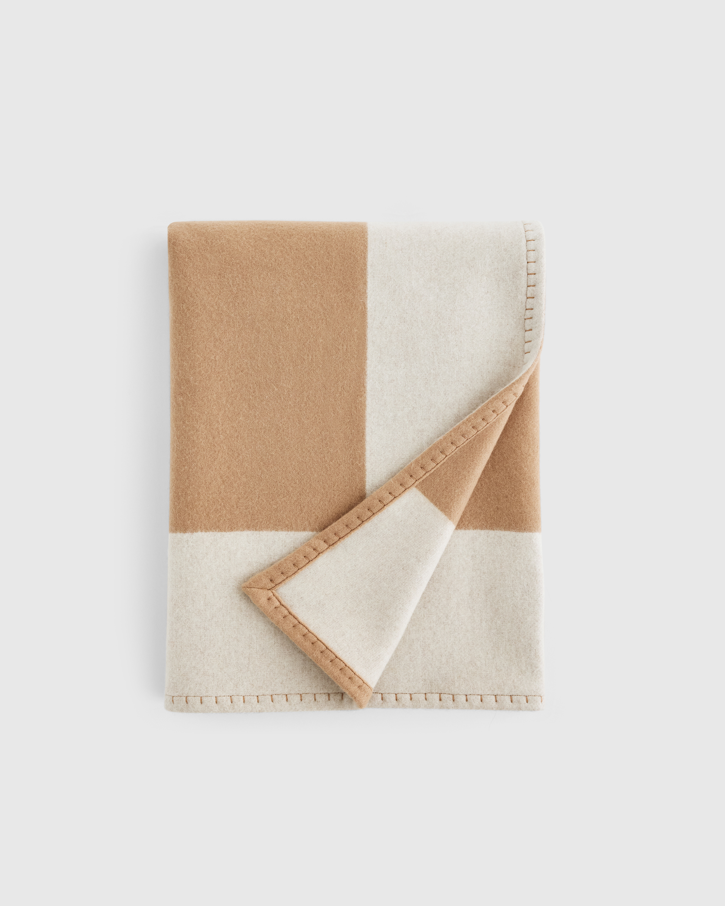 Merino Wool & Cashmere Luxury Throw in Camel