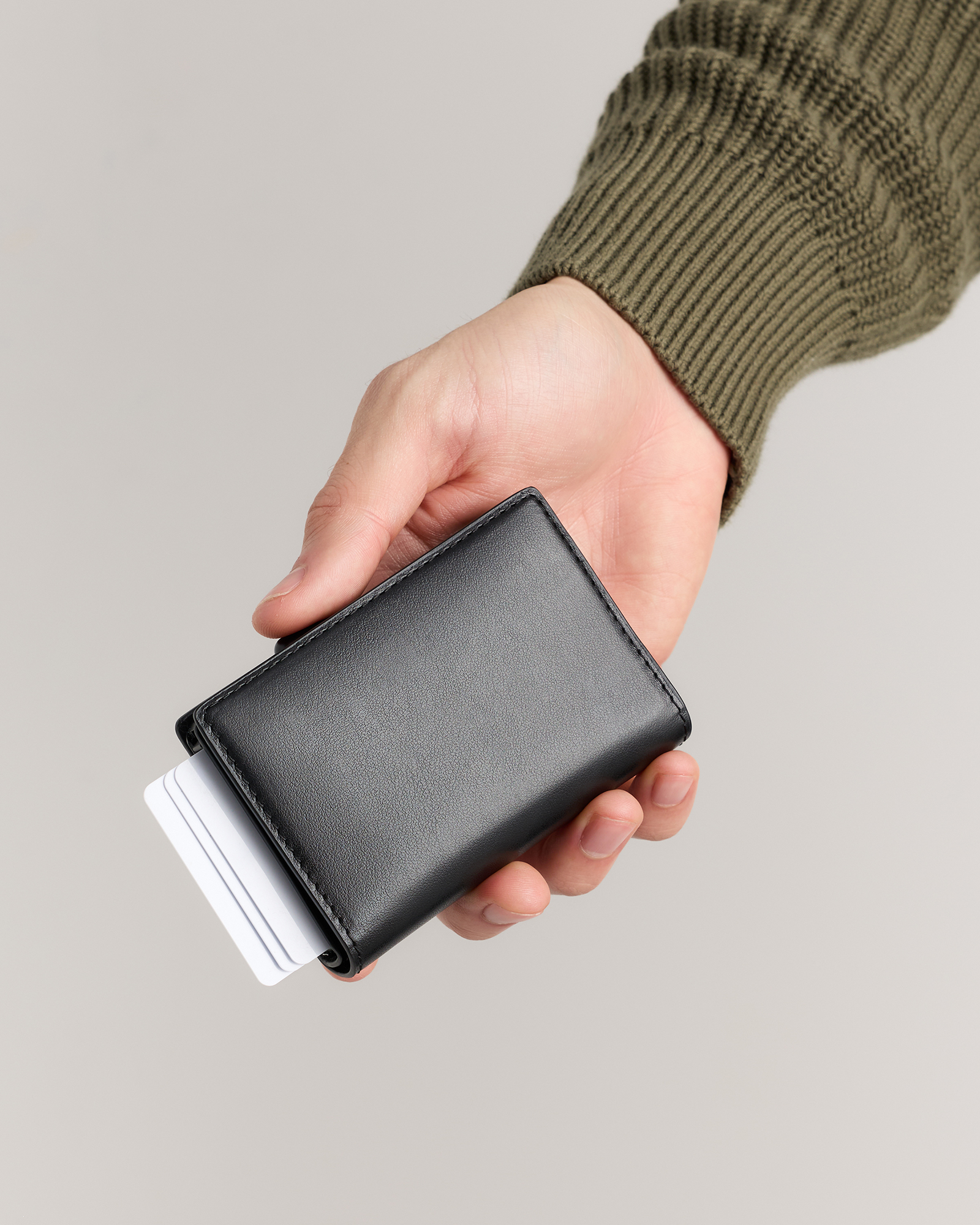 Italian Leather RFID Card Holder - thumbnail 9