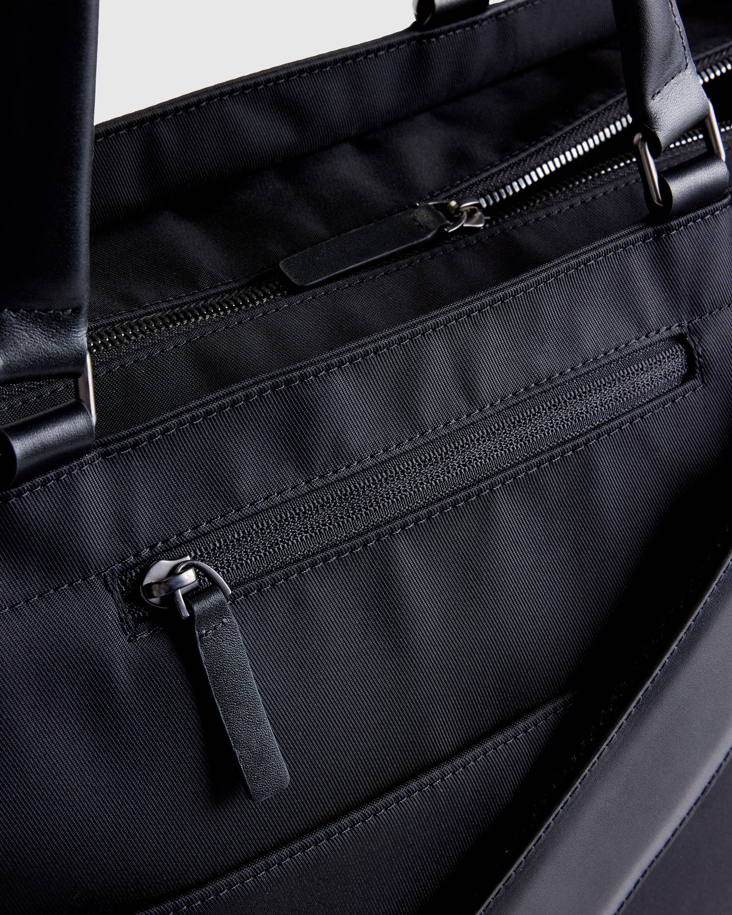 Voyage Nylon Travel Tote - thumbnail 10