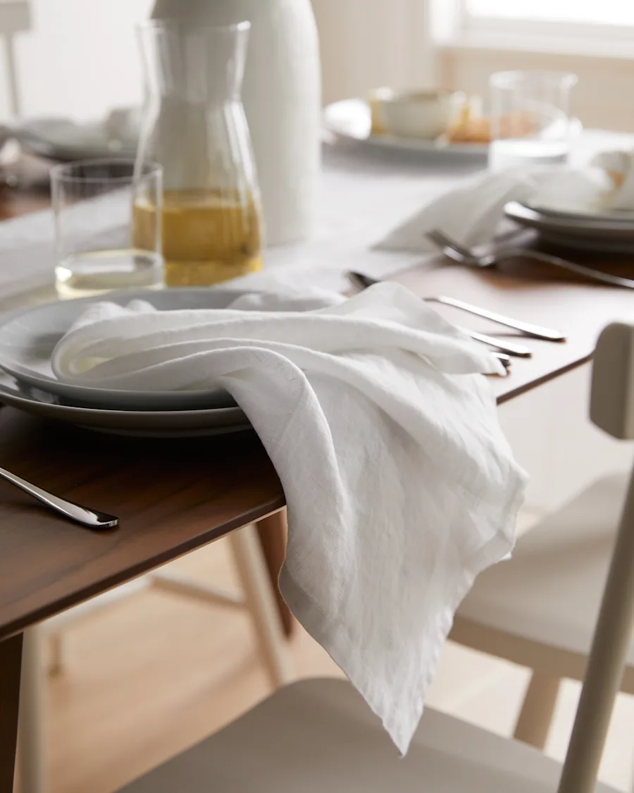 TableSetWhite 202
