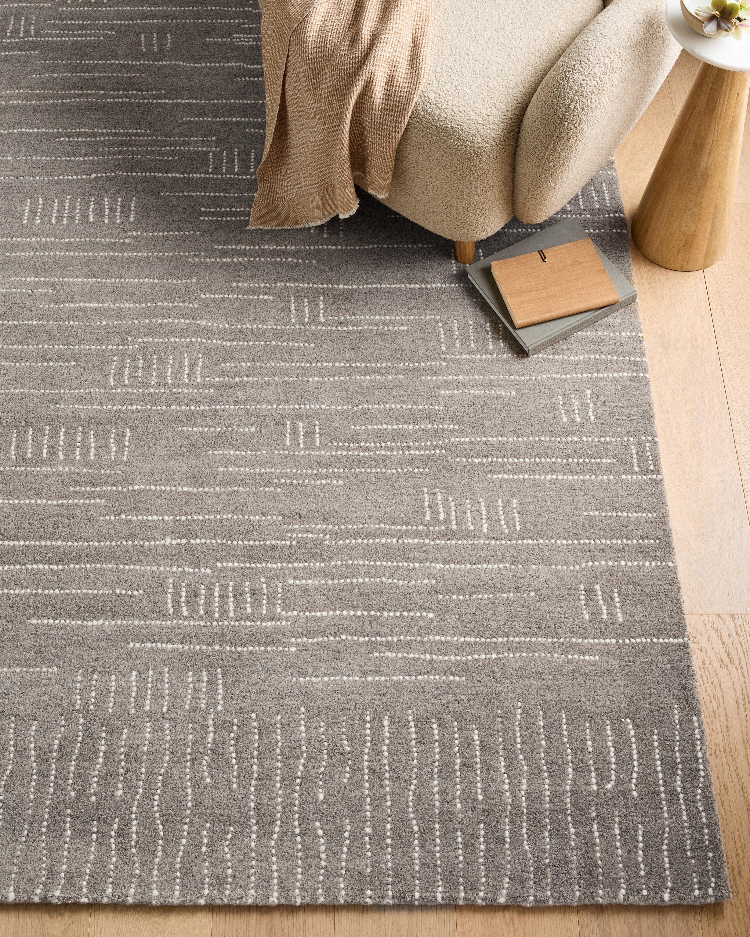 Ember Wool Rug - thumbnail 2