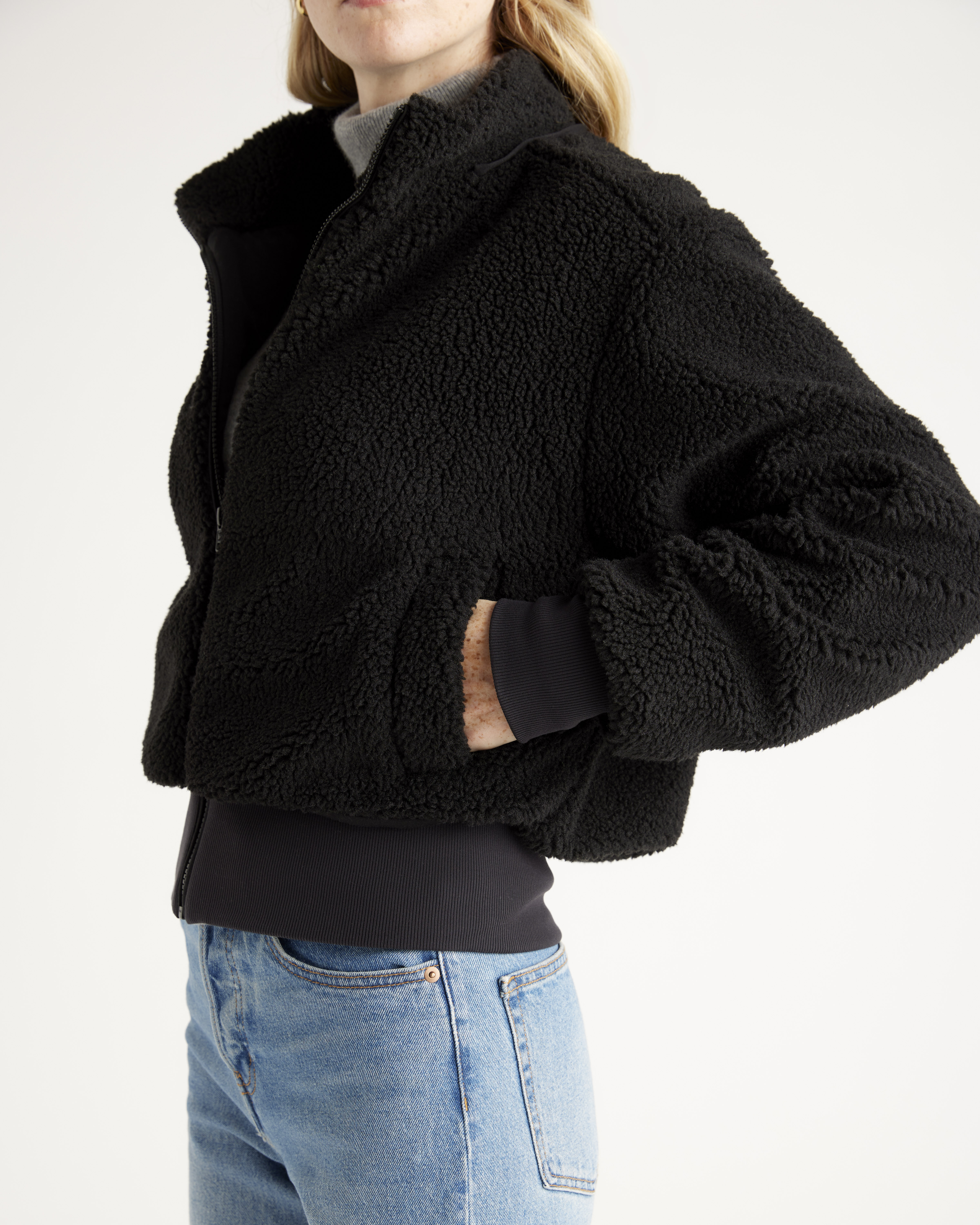 QUINCE WOMEN'S HOODED SHERPA JACKET