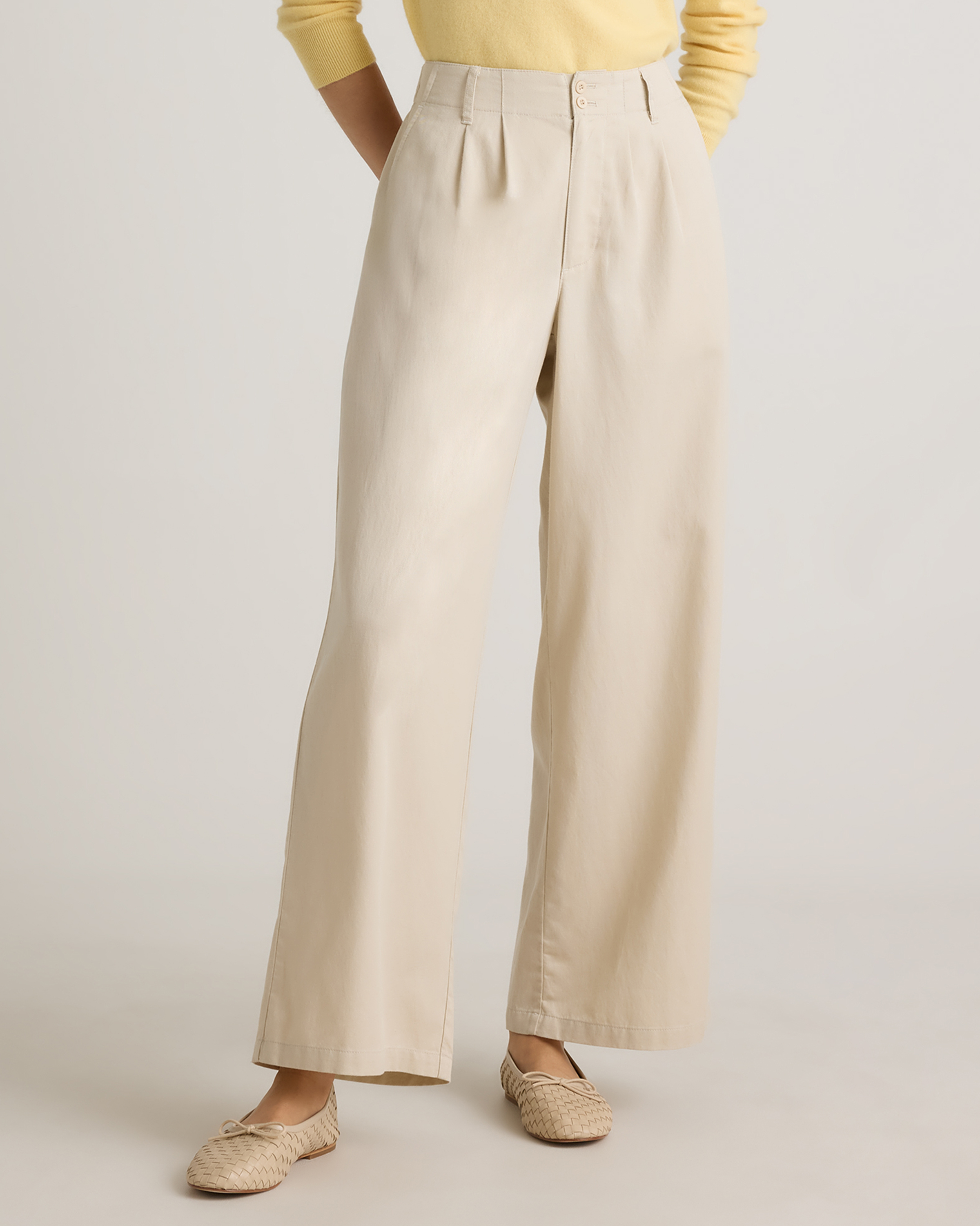 Drapey Twill Pleated Trouser in Oatmilk