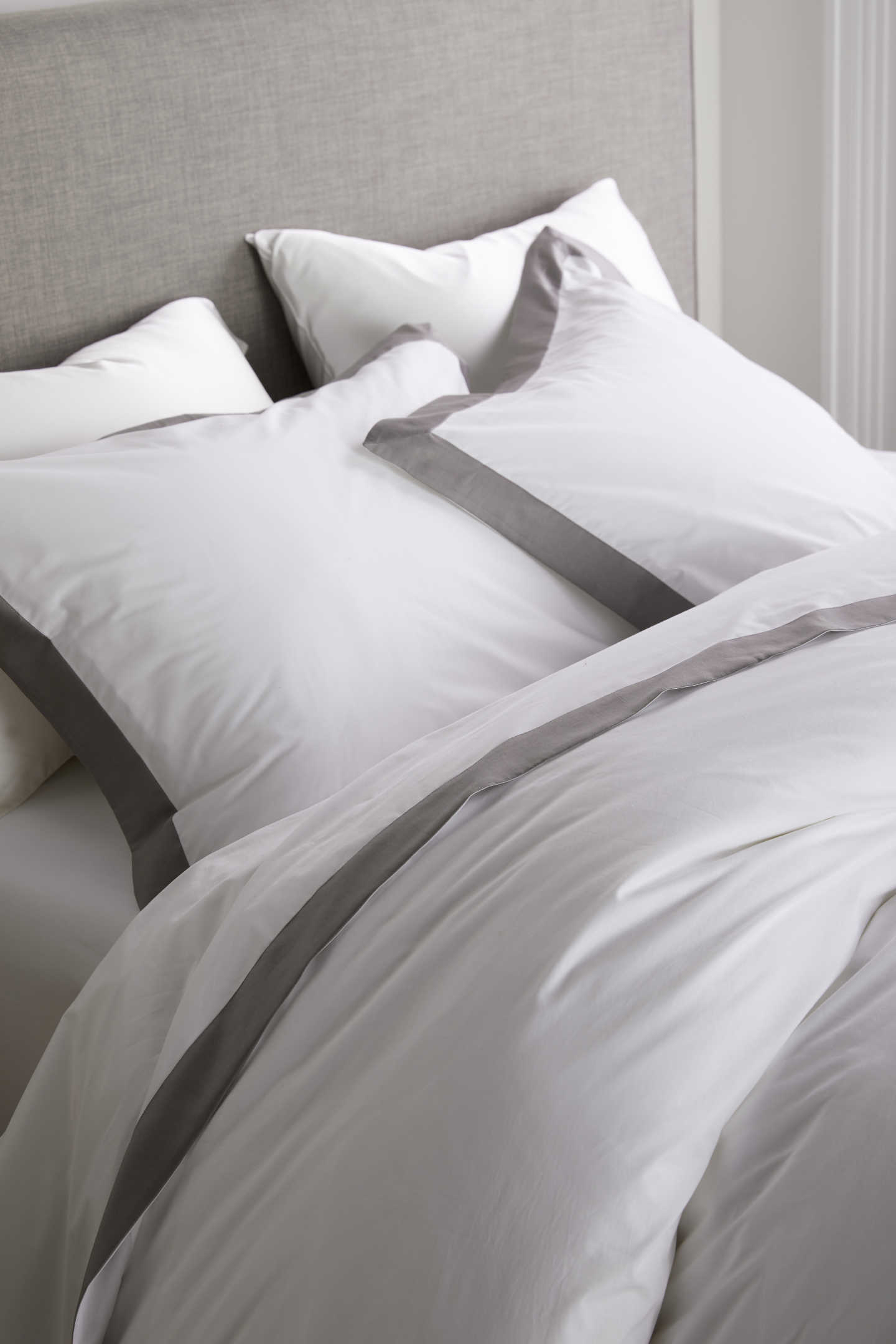 Luxe Italian Cotton Border Duvet Cover Set - Grey - 4 - Thumbnail