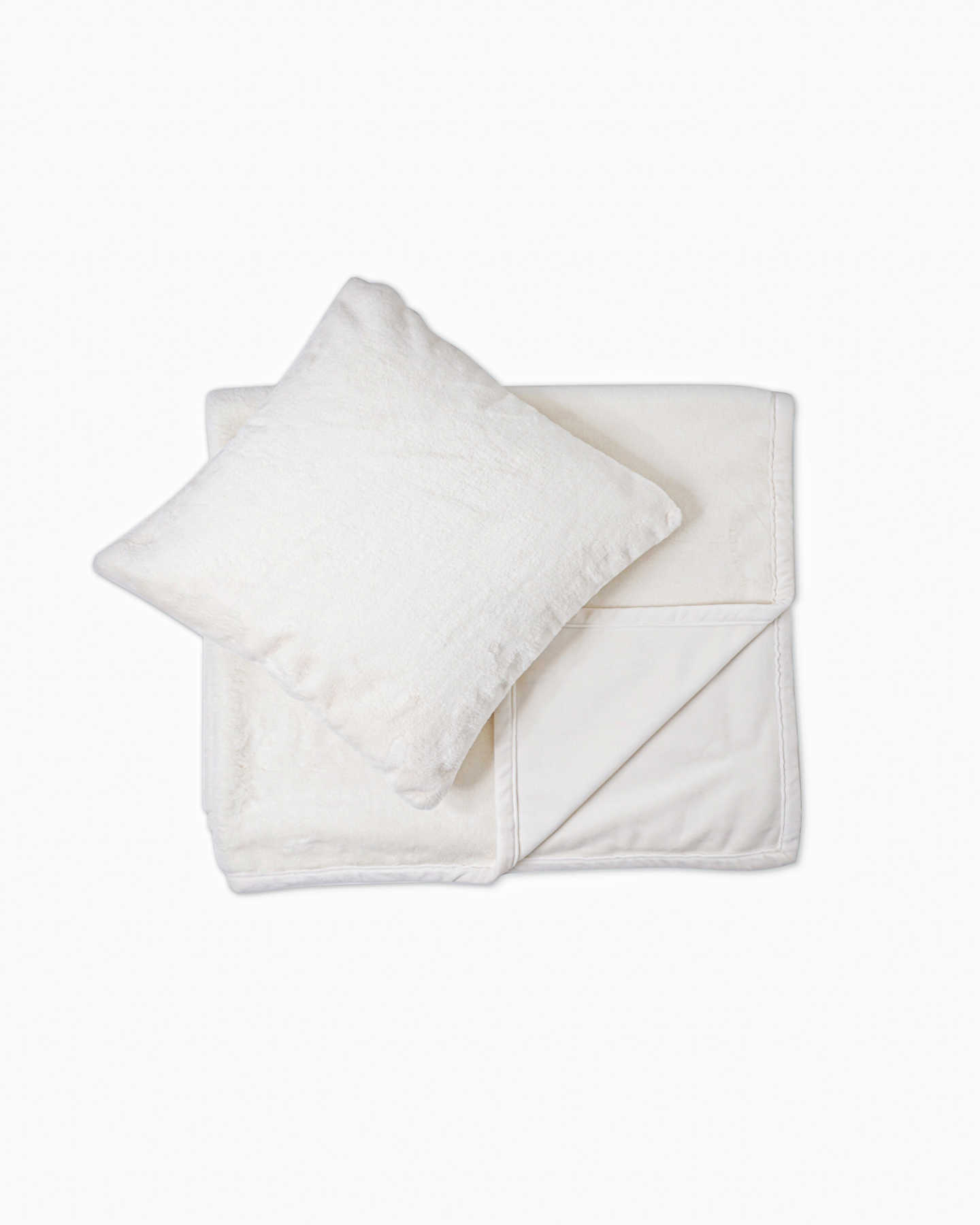 Plush Recycled Faux Fur Throw & Pillow Cover Set - Ivory