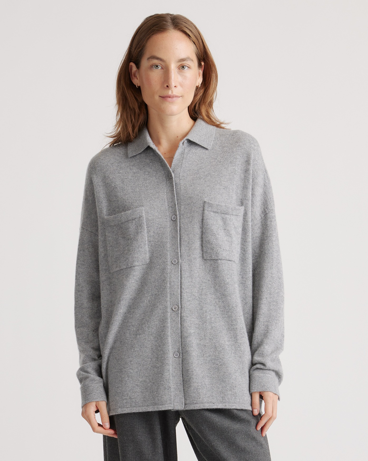 Quince Women's Black Mongolian Cashmere V-Neck Sweater sz M NWT Long Sleeve  Soft