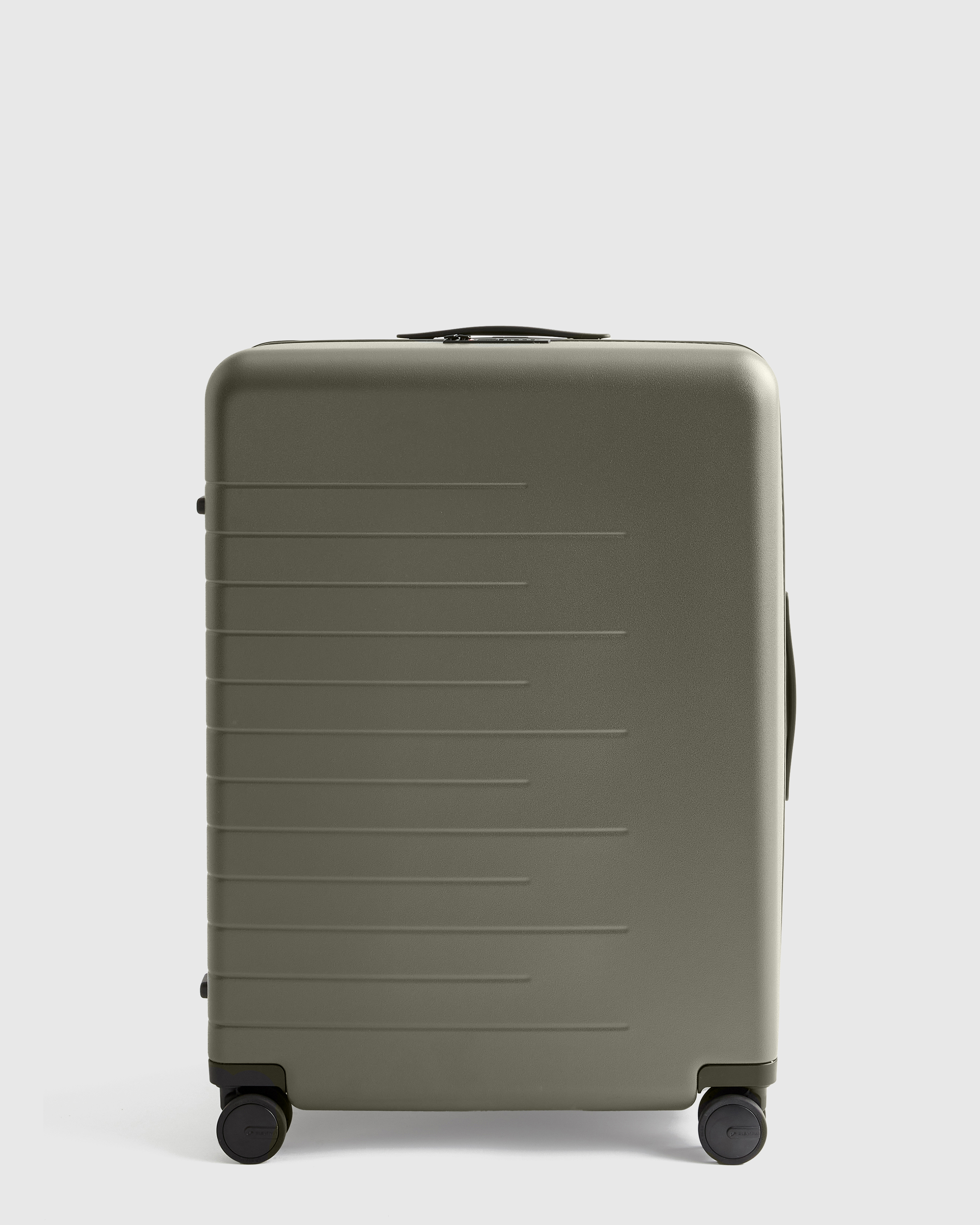 Carry-On & Medium Check-In Suitcase Set - thumbnail 2