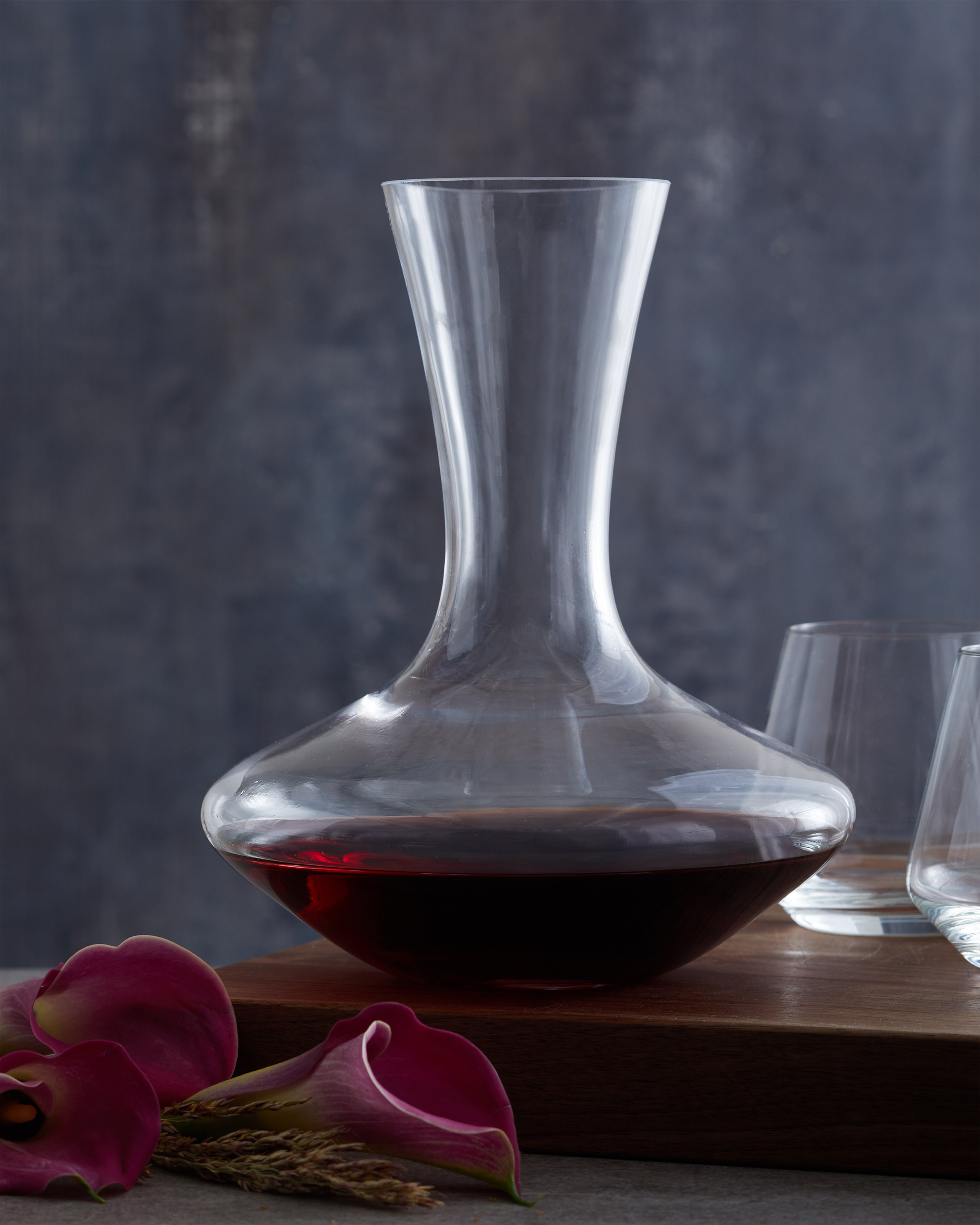 Classico Wine Decanter in No Color
