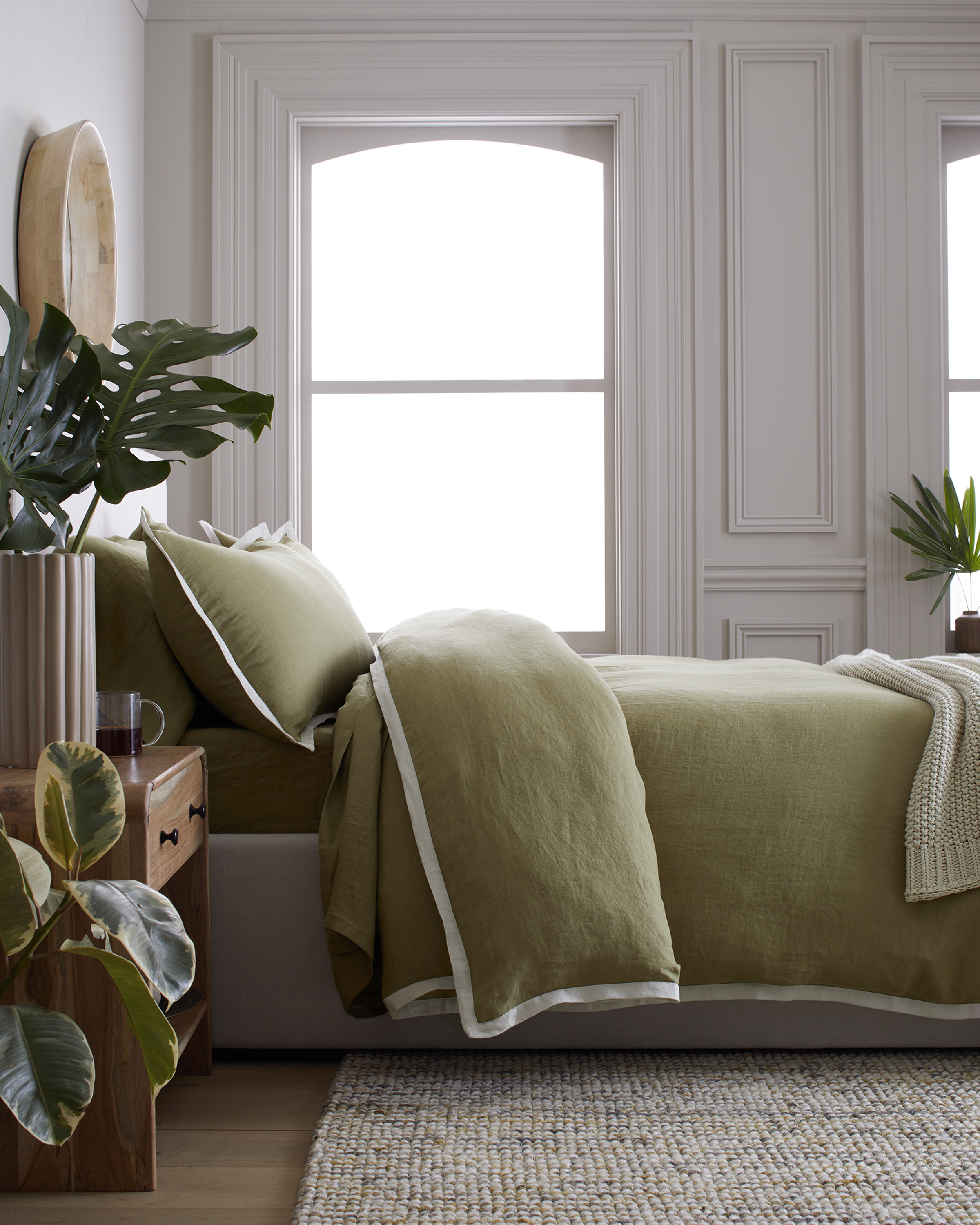 European Linen Contrast Flange Duvet Cover Set - thumbnail 3