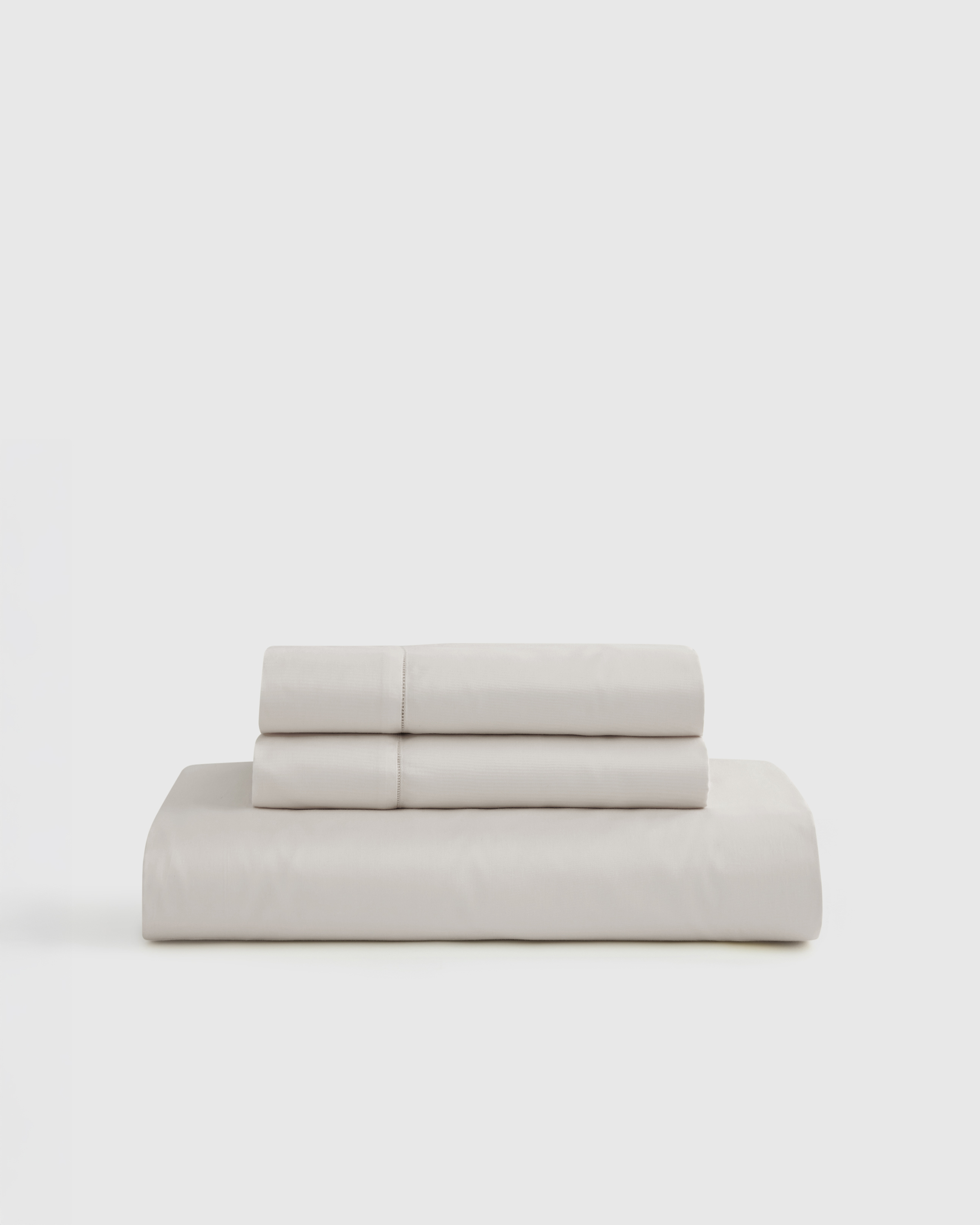 Signature Giza Cotton Sateen Fitted Sheet Set in Espresso