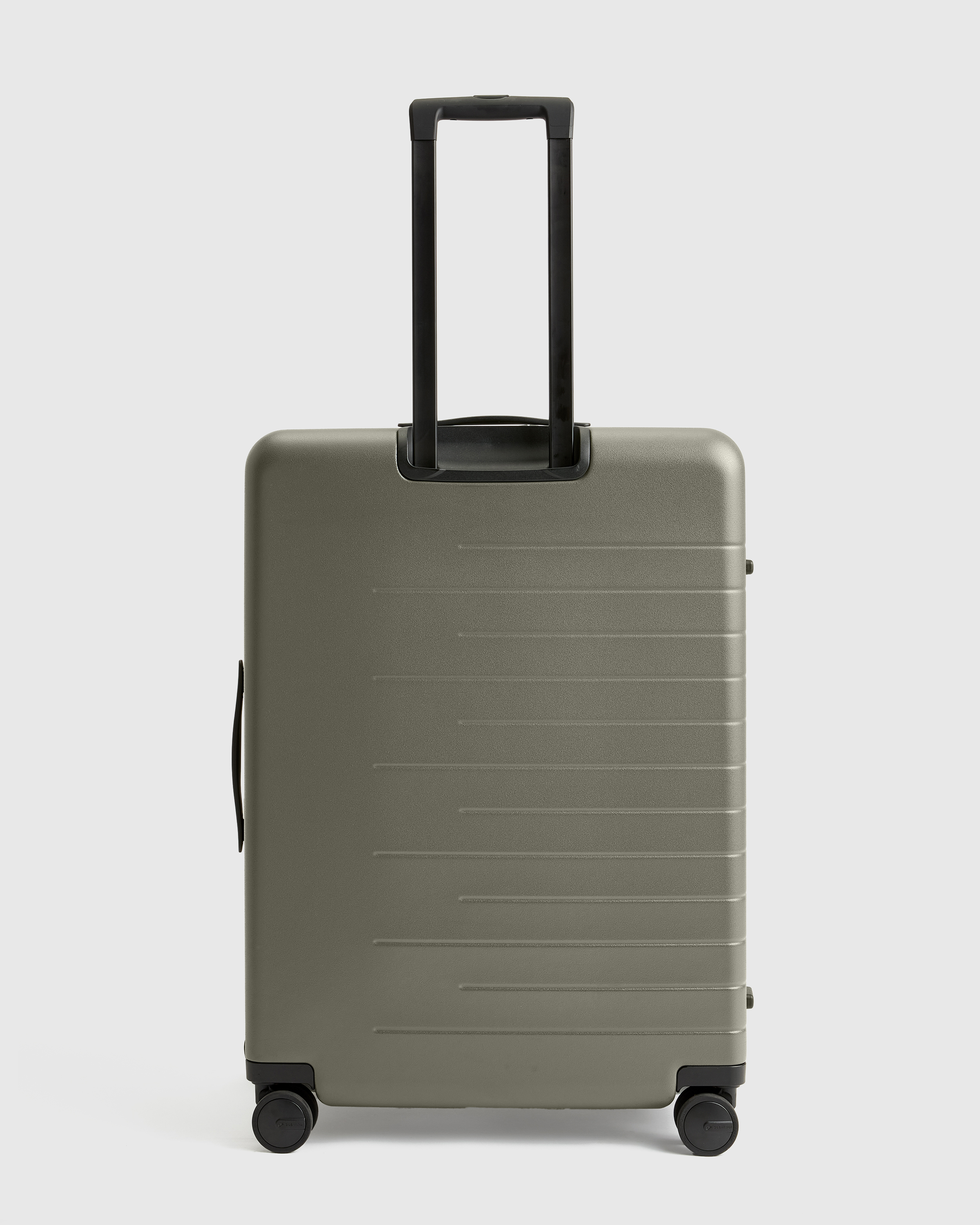 Carry-On & Medium Check-In Suitcase Set - thumbnail 10