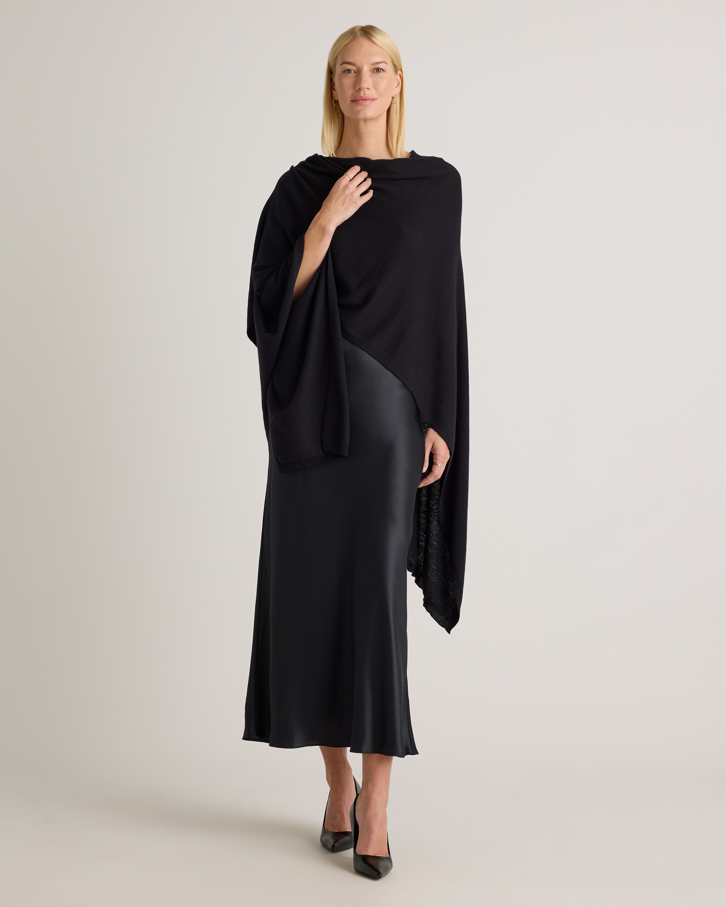 Cotton Cashmere Ruana in Black