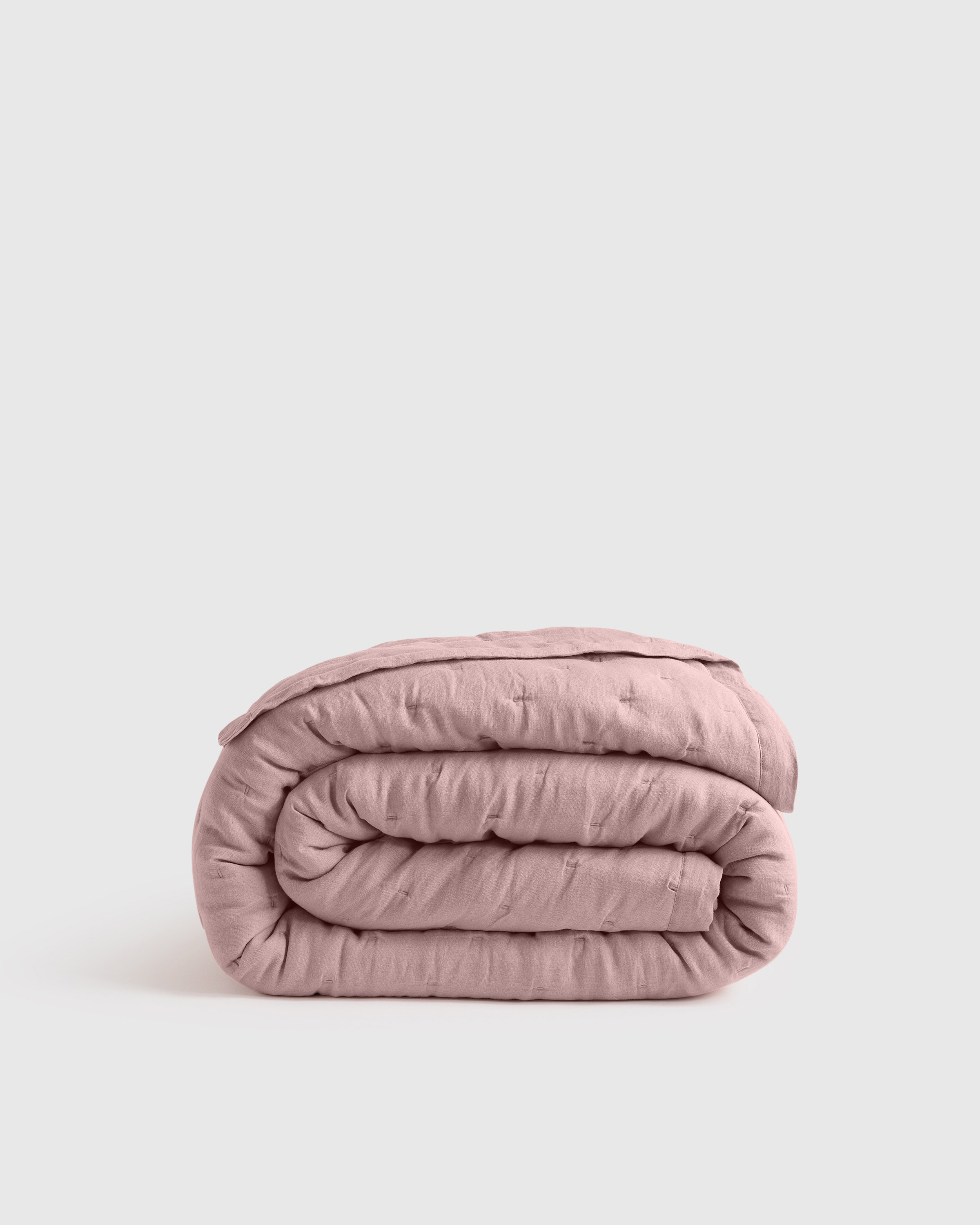 European Linen Dream Quilt - Color: Willowleaf, Size: Queen