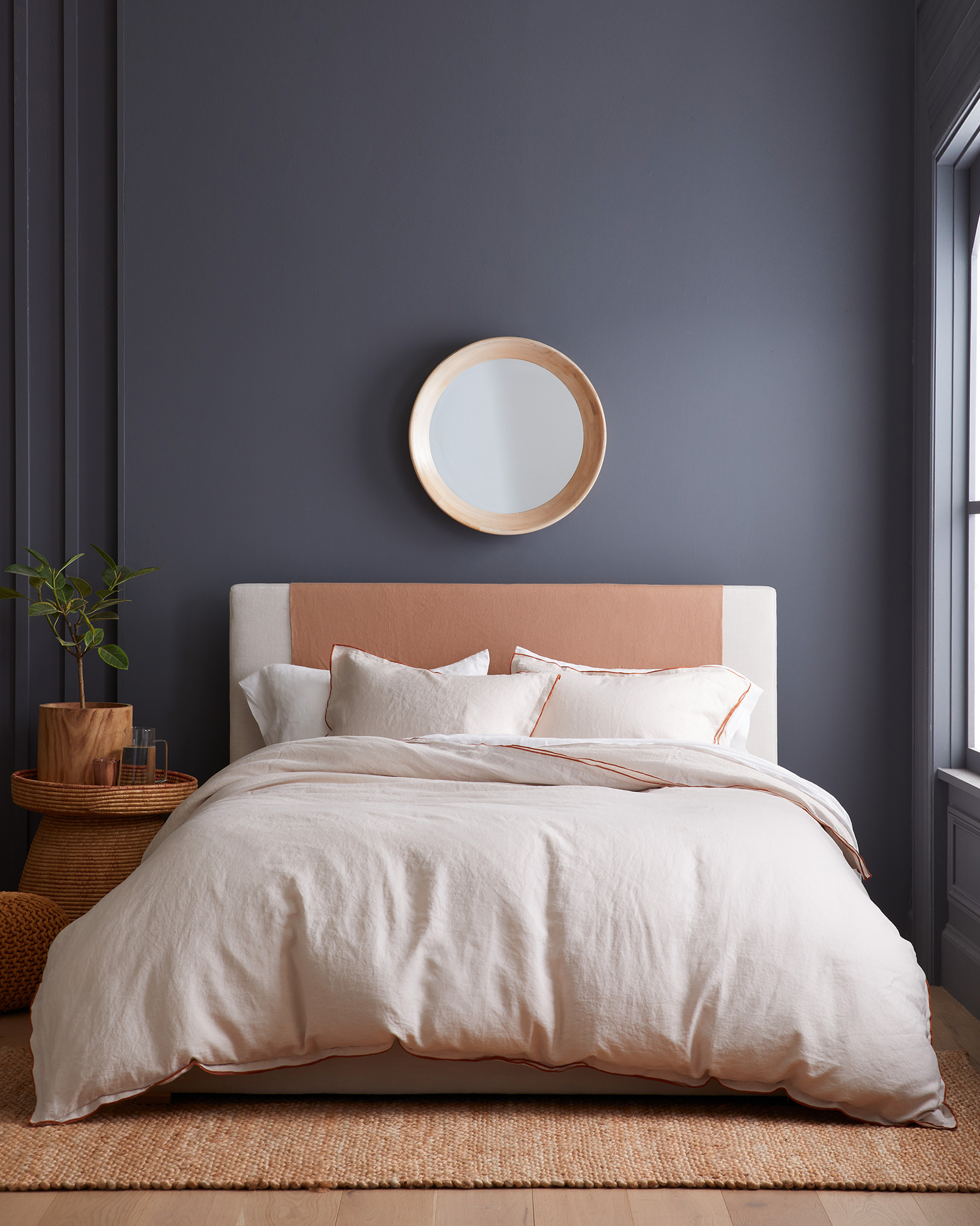 European Linen Double Embroidered Edge Duvet Cover Set - thumbnail 2