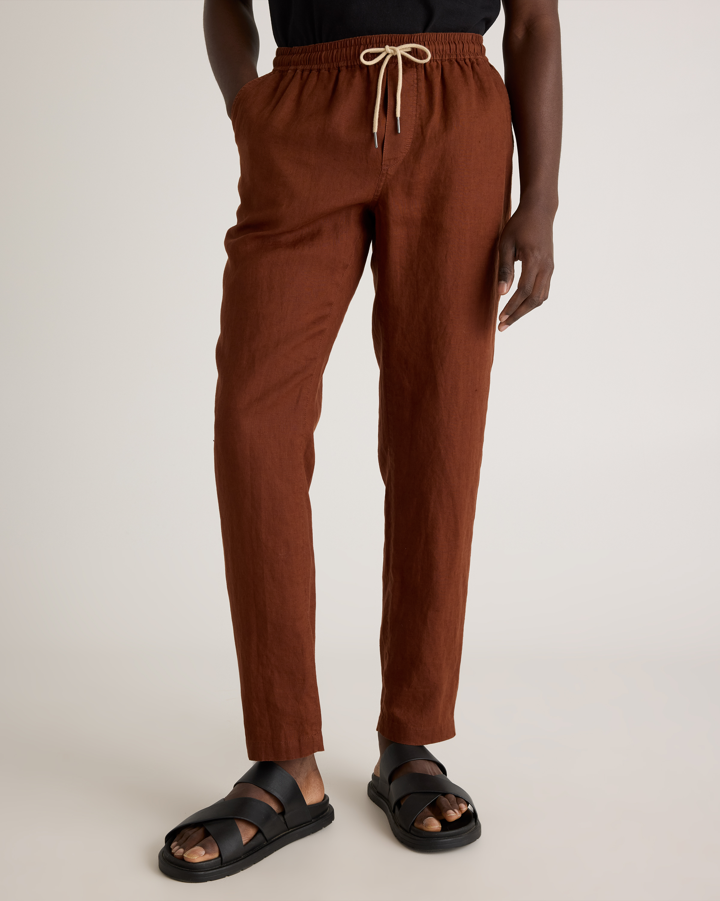 Quince Men's 100% European Linen Drawstring Beach Pants In Chocolate