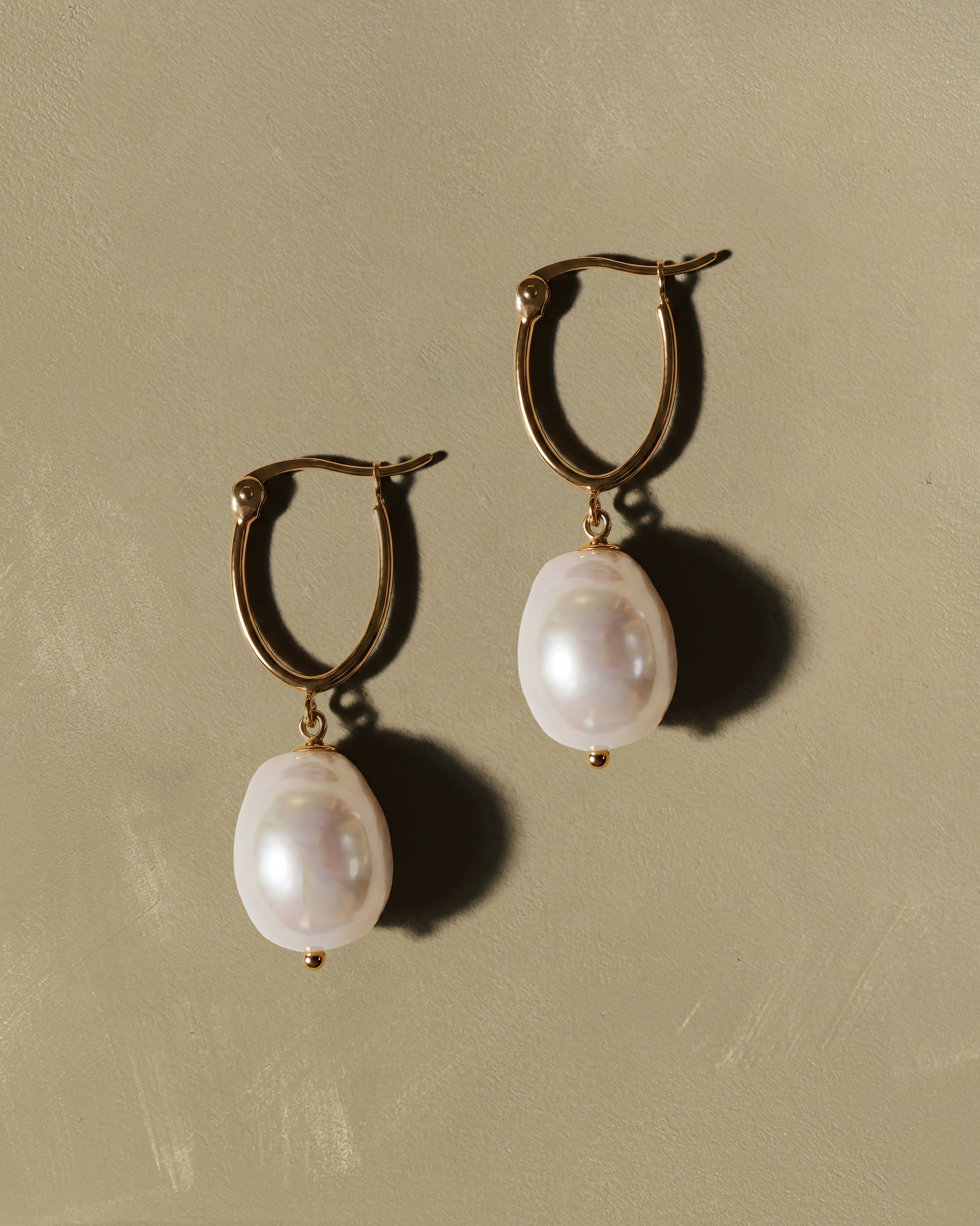 Freshwater Cultured Pearl Hoops