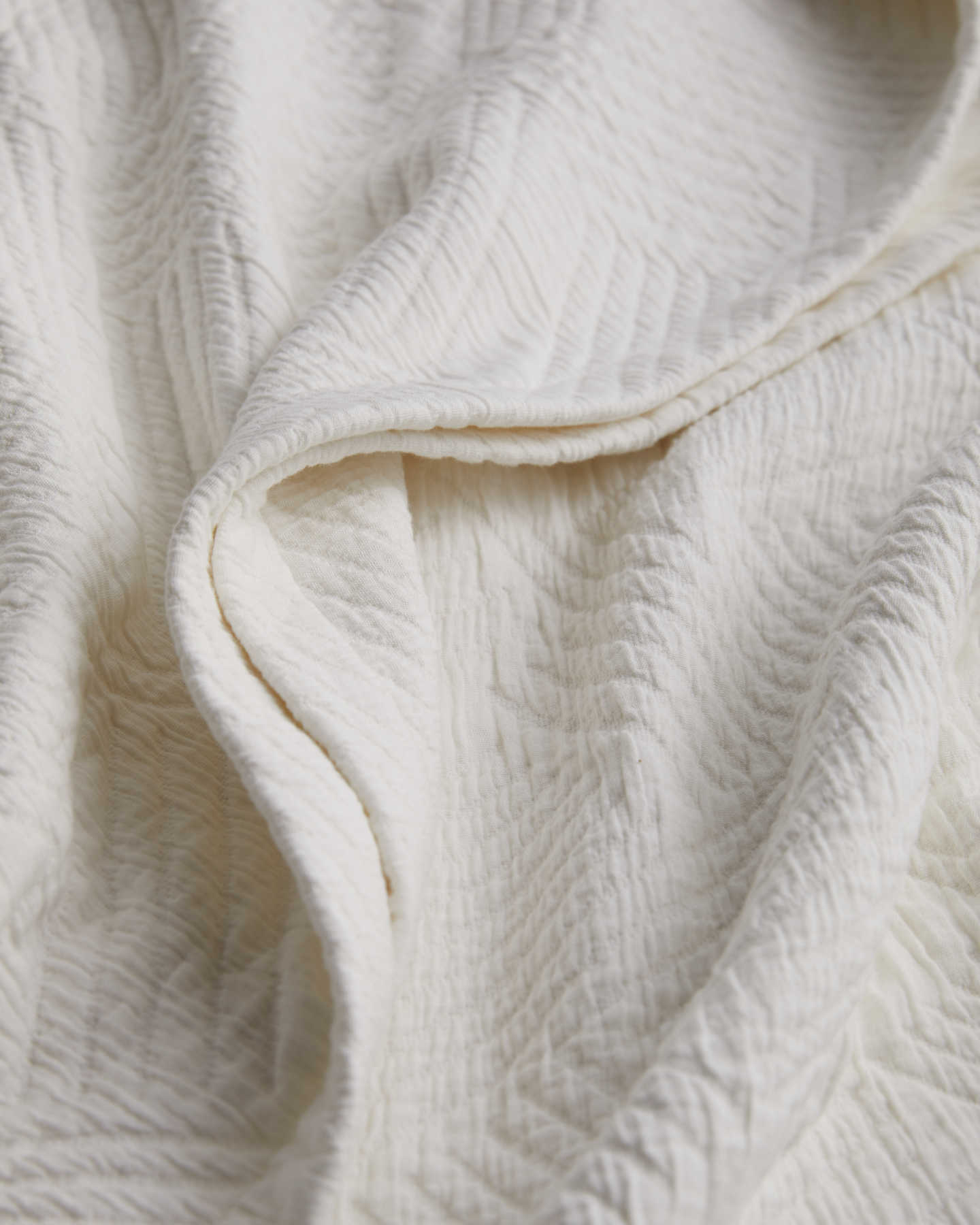 Organic Cotton Matelasse Coverlet Set - White - 1 - Thumbnail