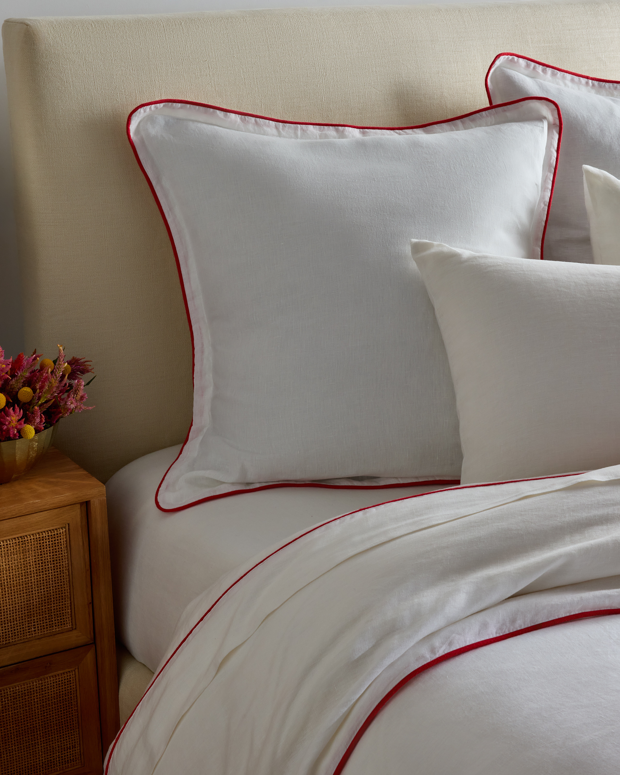 European Linen Piped Euro Sham - thumbnail 2