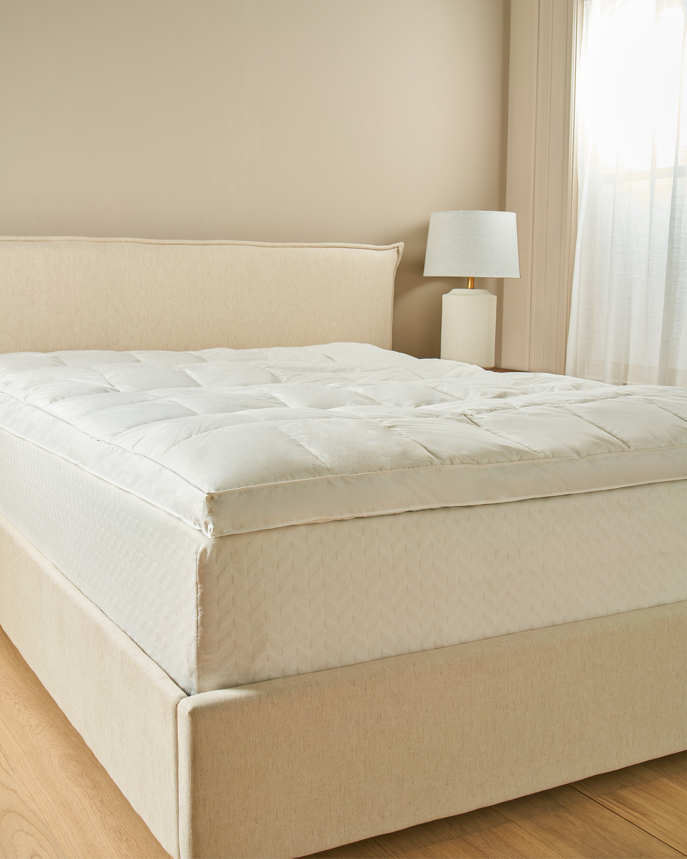 Luxe Downtop Featherbed Mattress Topper