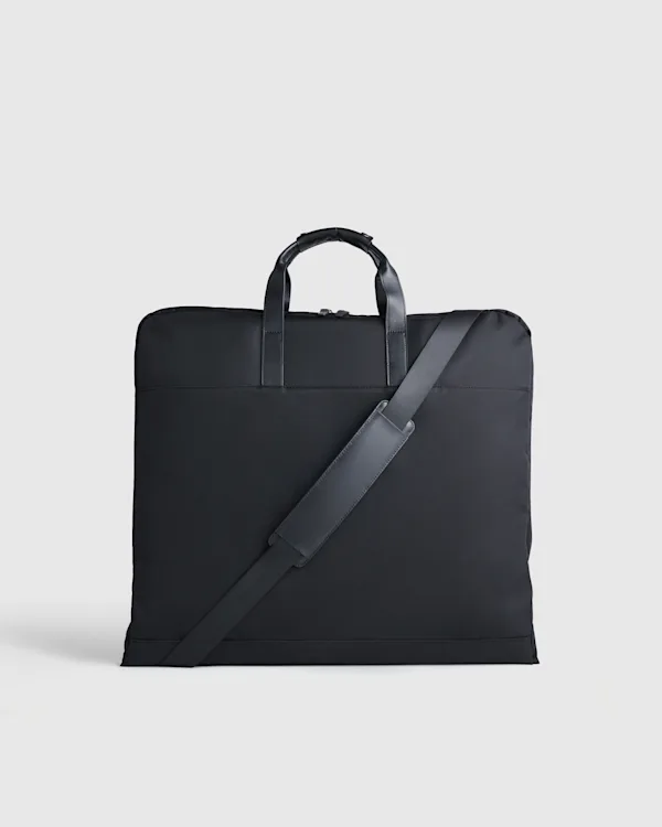 Voyage Nylon Garment Bag