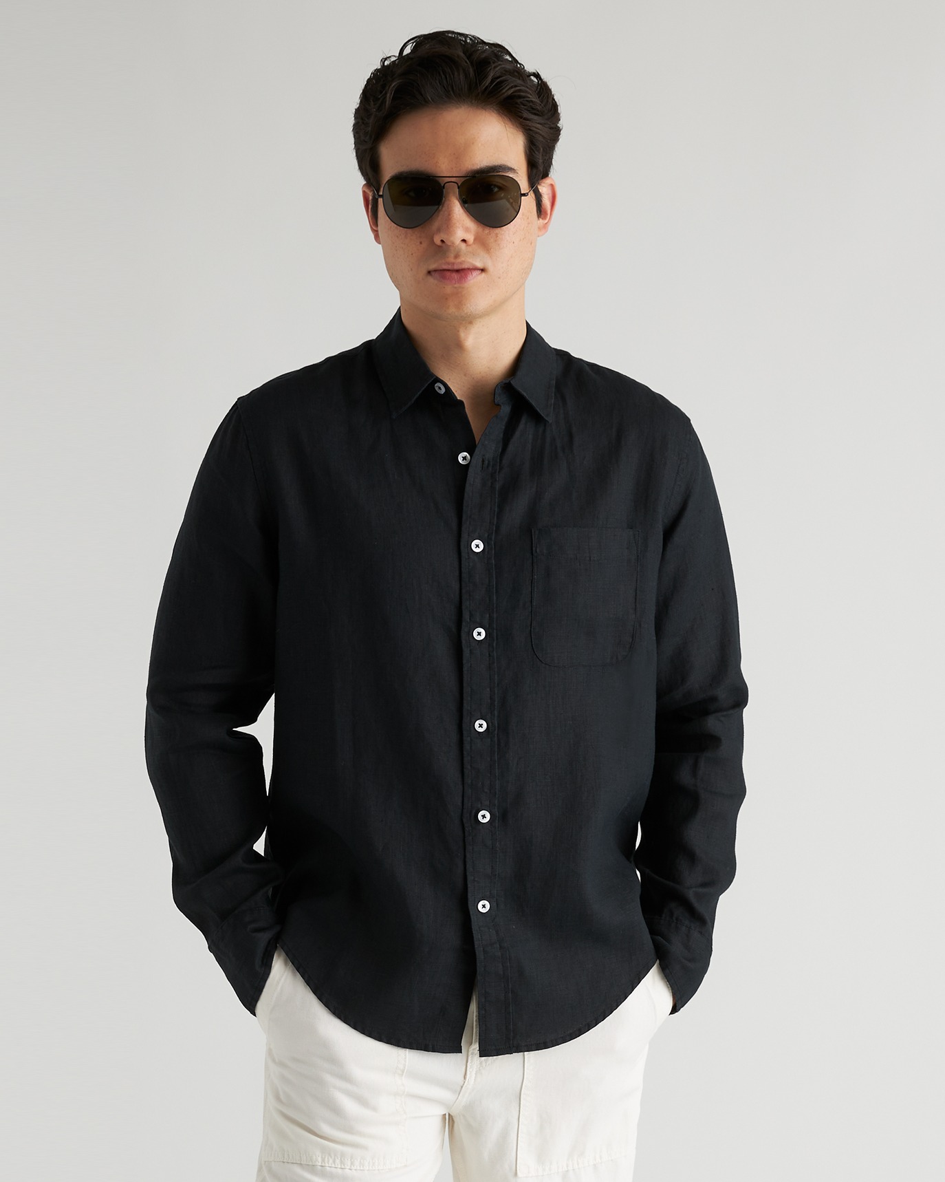 Quince Men's 100% European Linen Long Sleeve Pocket Shirt In Black