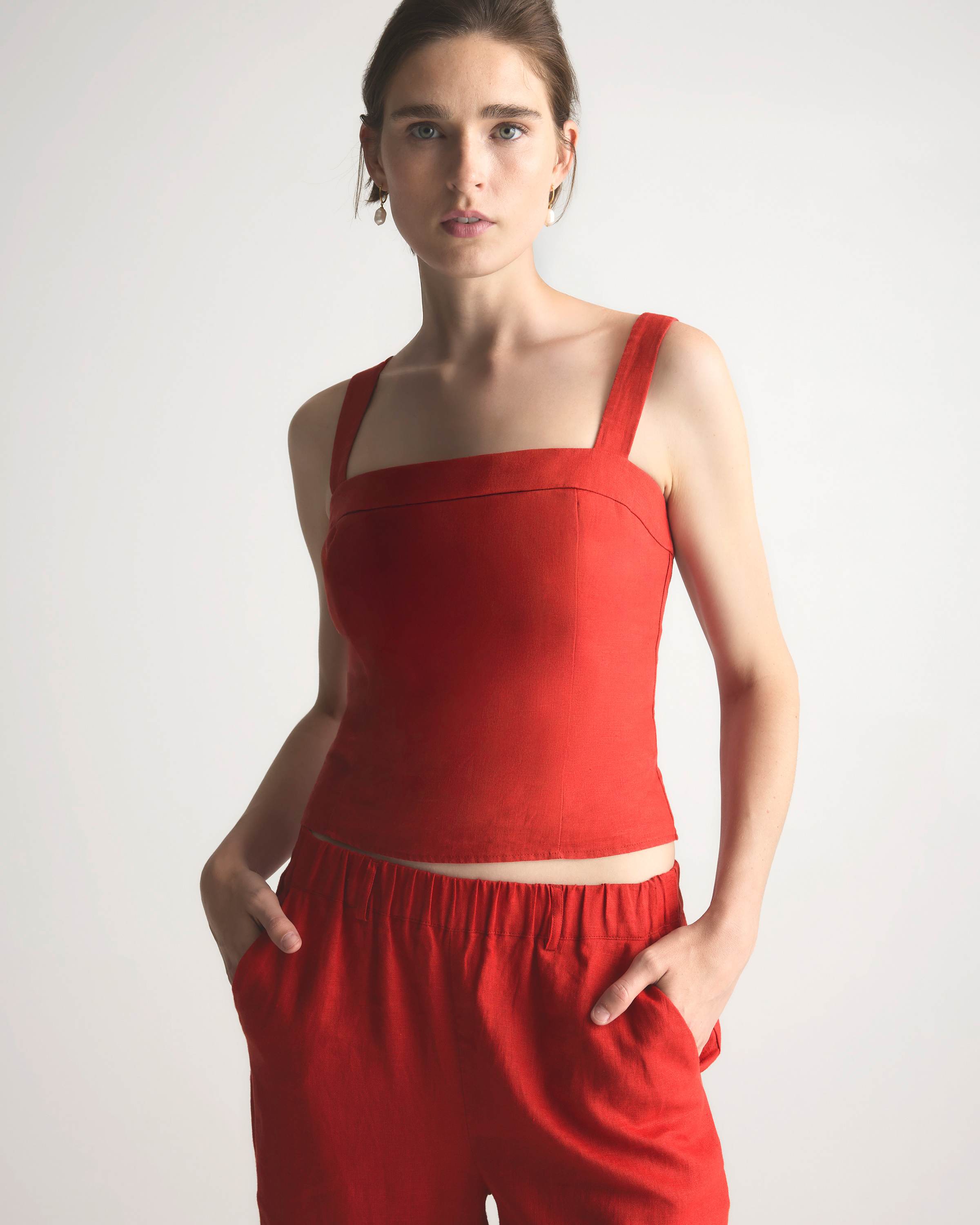 100% European Linen Fitted Tank in Chile