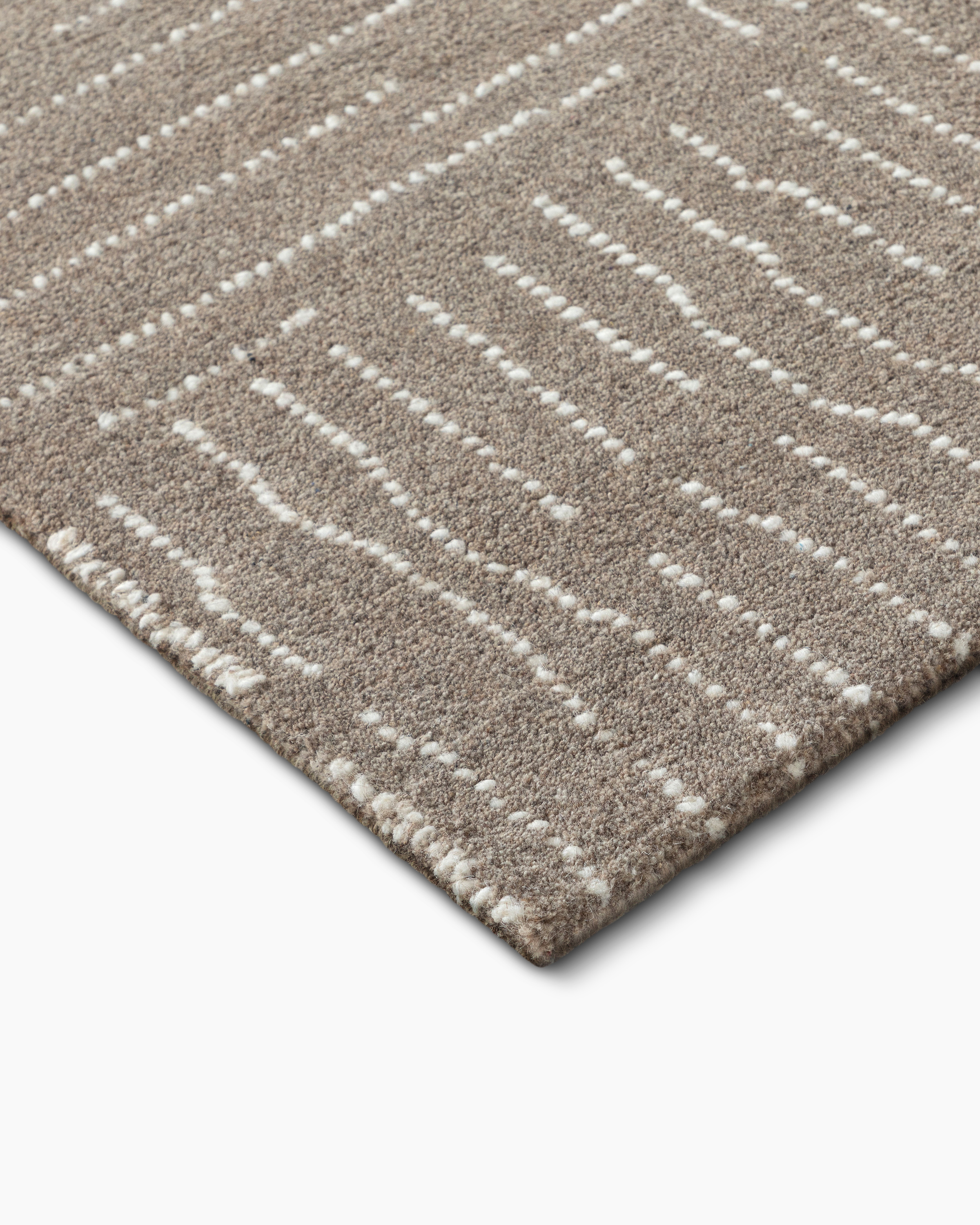 Ember Wool Rug - thumbnail 4