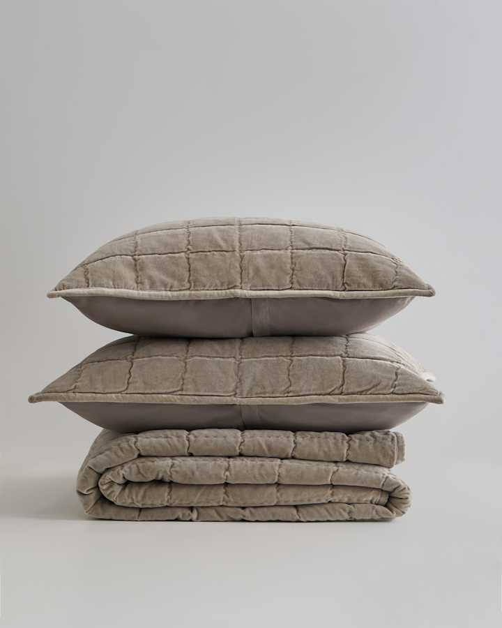 Luxury & Organic Quilt Coverlet Sets Quince