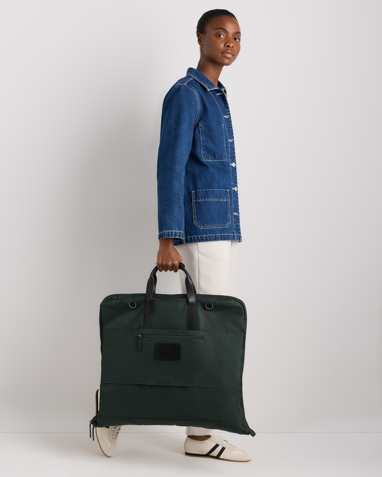 Voyage Nylon Garment Bag - thumbnail 2