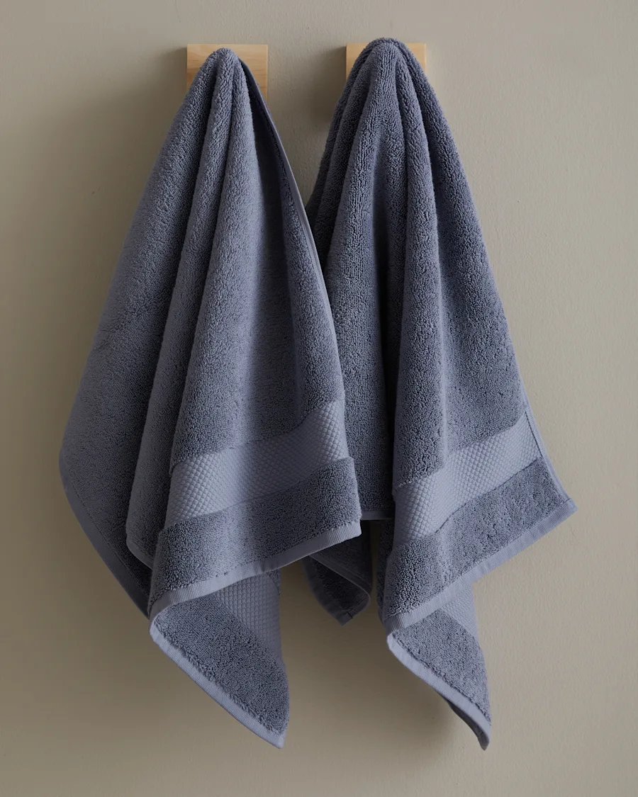 Towels UltraLuxePlush Mineral HandTowels 2417
