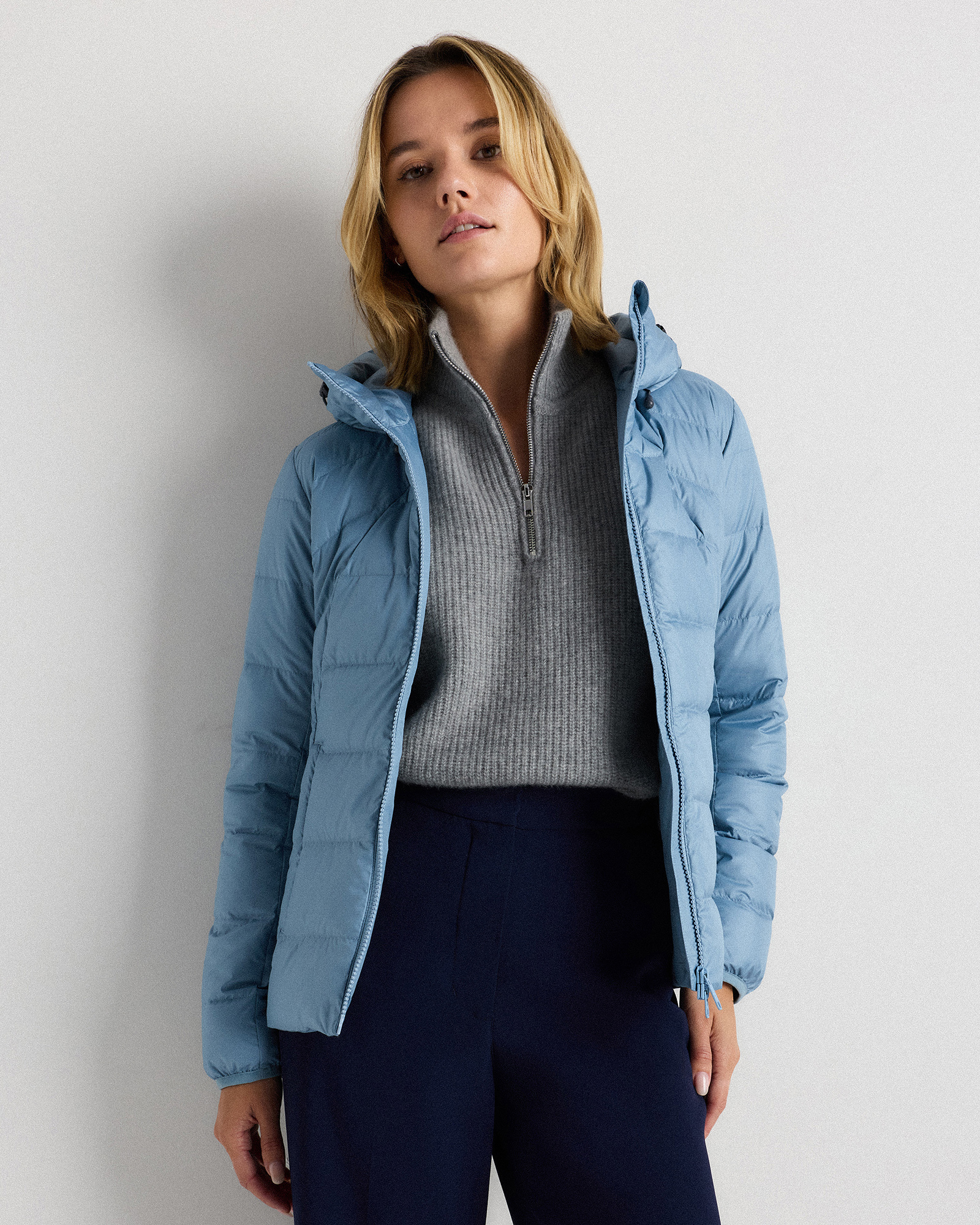 Lightweight Down Packable Puffer Hooded Jacket