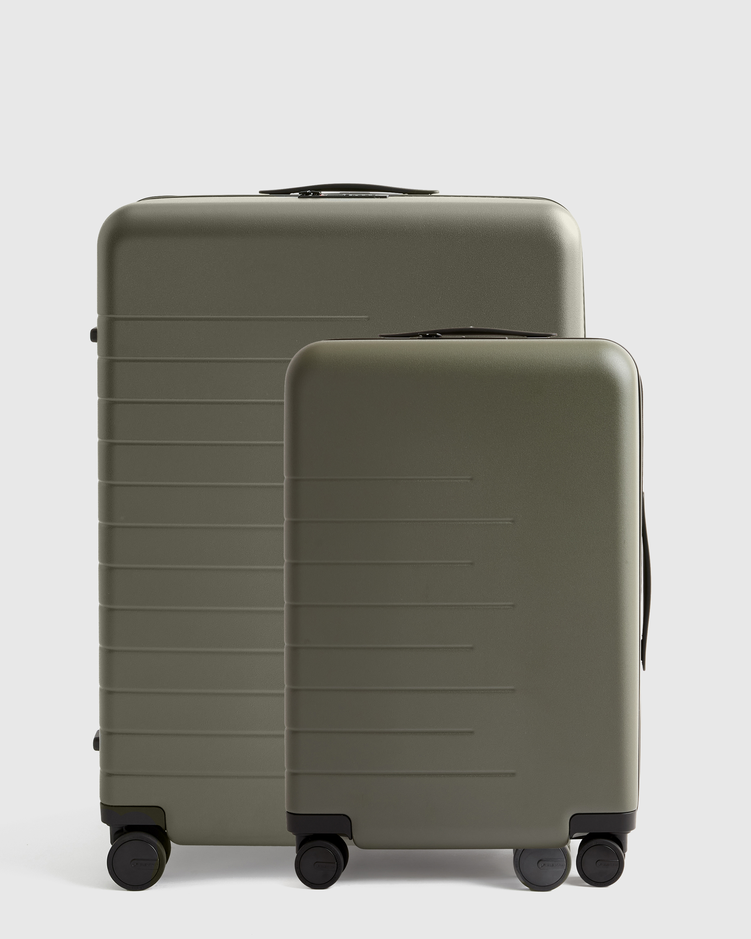 Carry-On & Medium Check-In Suitcase Bundle in Olive