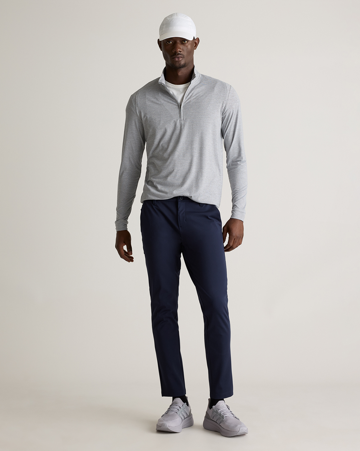Clubhouse Tapered Golf Pant in Black