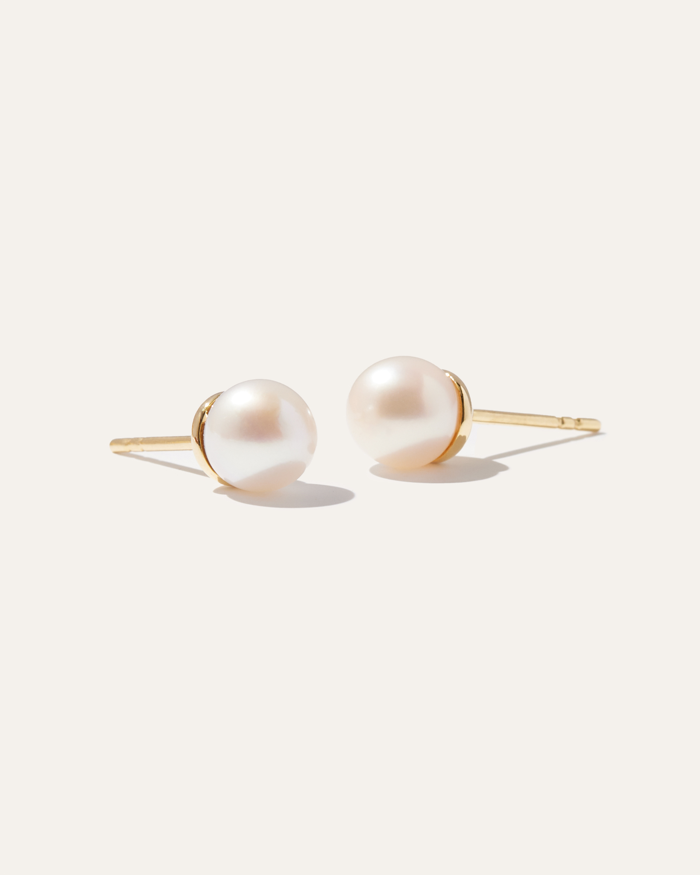 14K 6mm Freshwater Cultured Pearl Stud Earrings