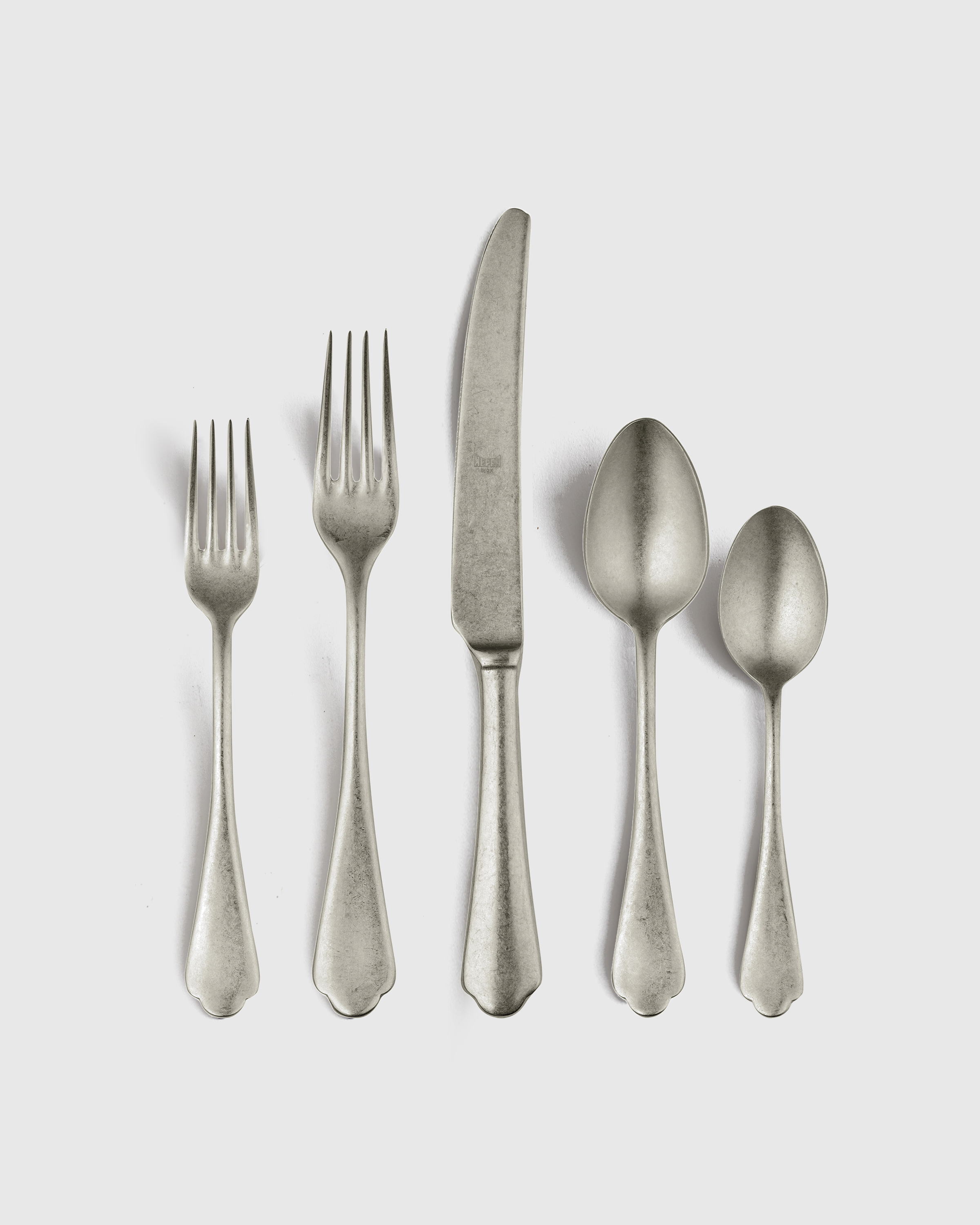 Quince Dolce Vita Flatware 20-pc Set In Pewter Champagne