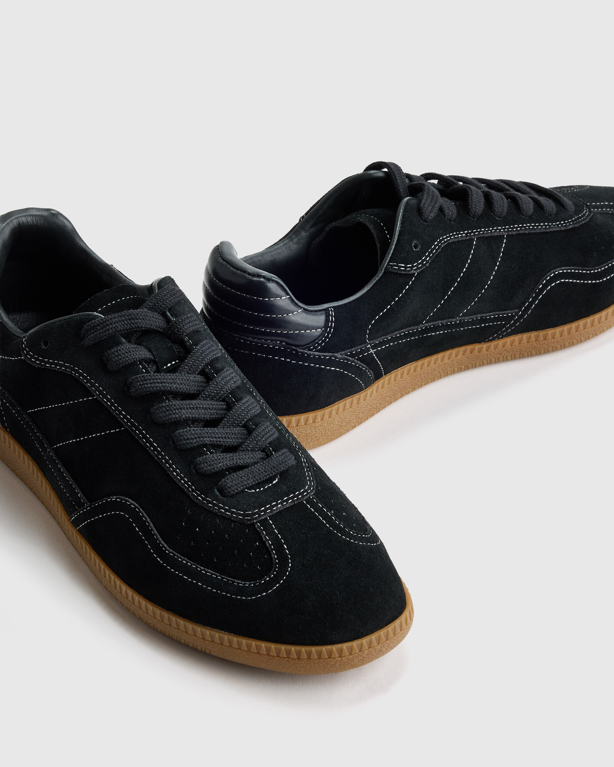 Sneakers Sneakers