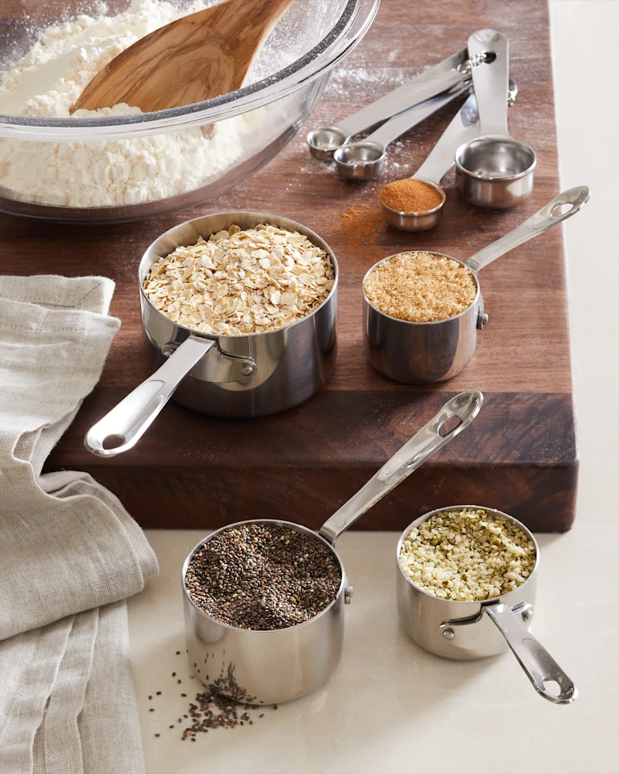Kitchen MeasuringCupsAndSpoons 1026