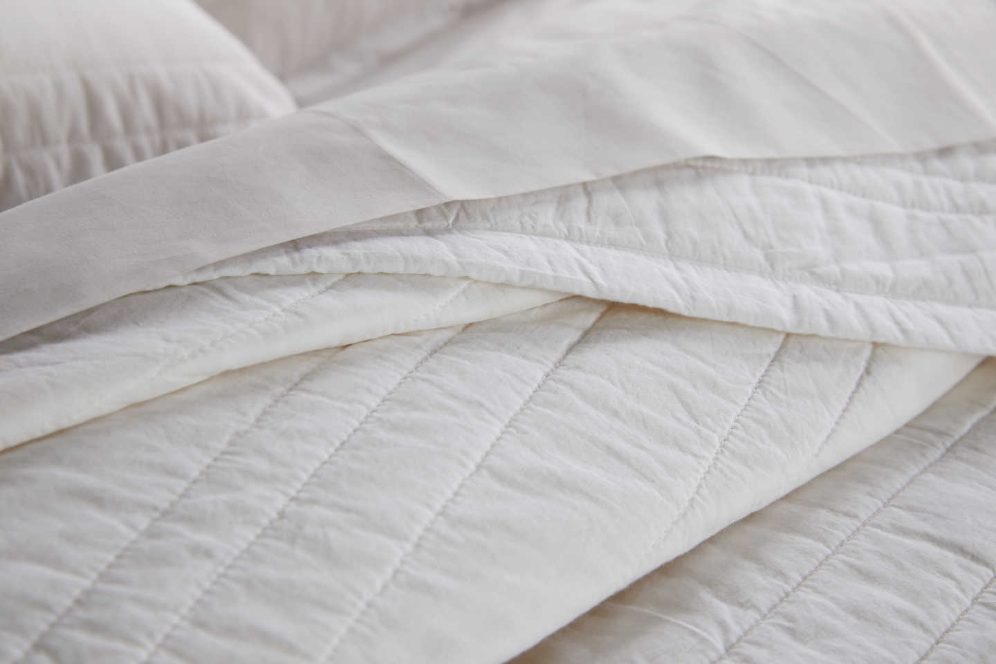 100% Organic Cotton Quilt - White - 3 - Thumbnail
