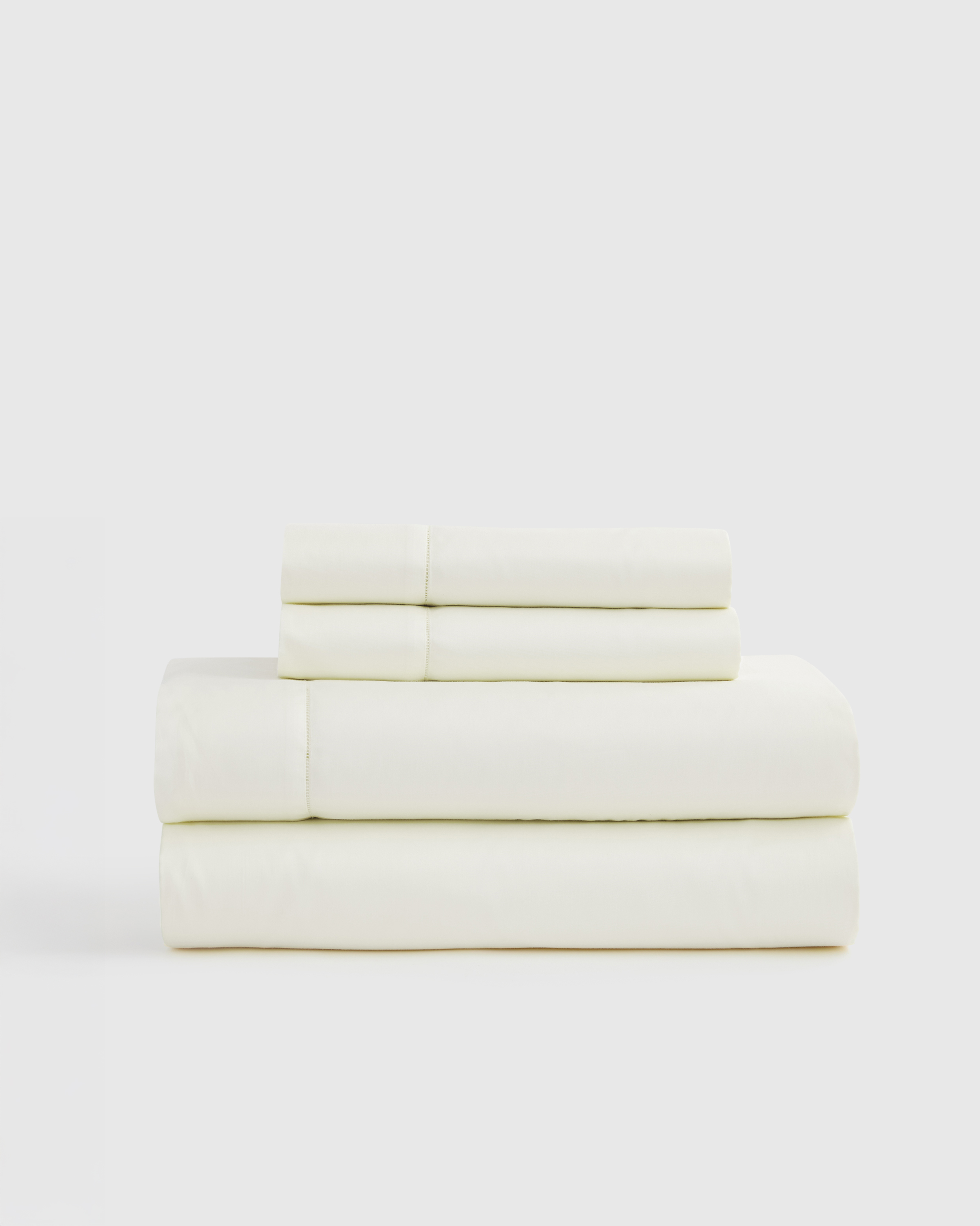 Signature Giza Cotton Sateen Sheet Set in Ivory