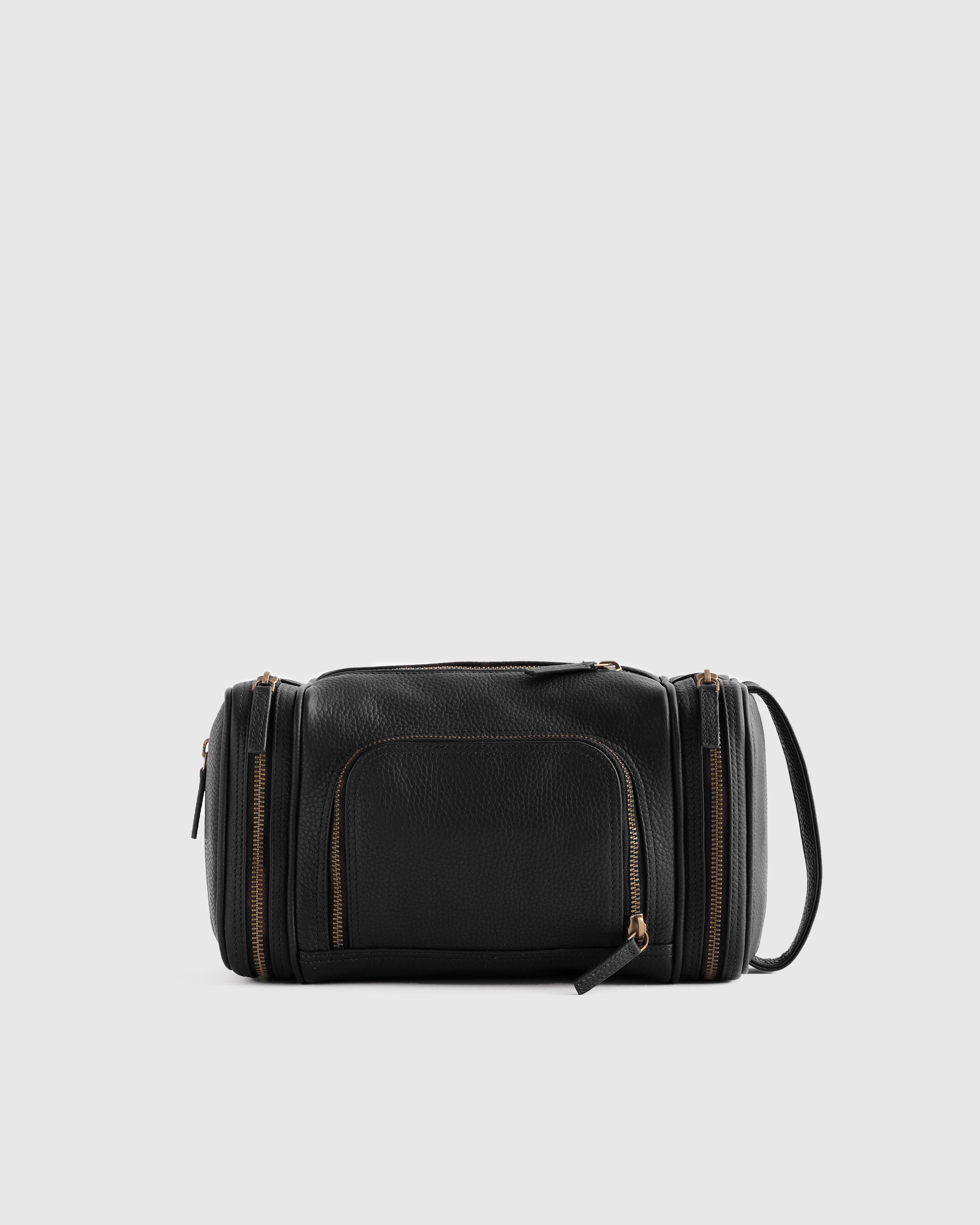 Quince Men's Nappa Leather Toiletry Bag In Black