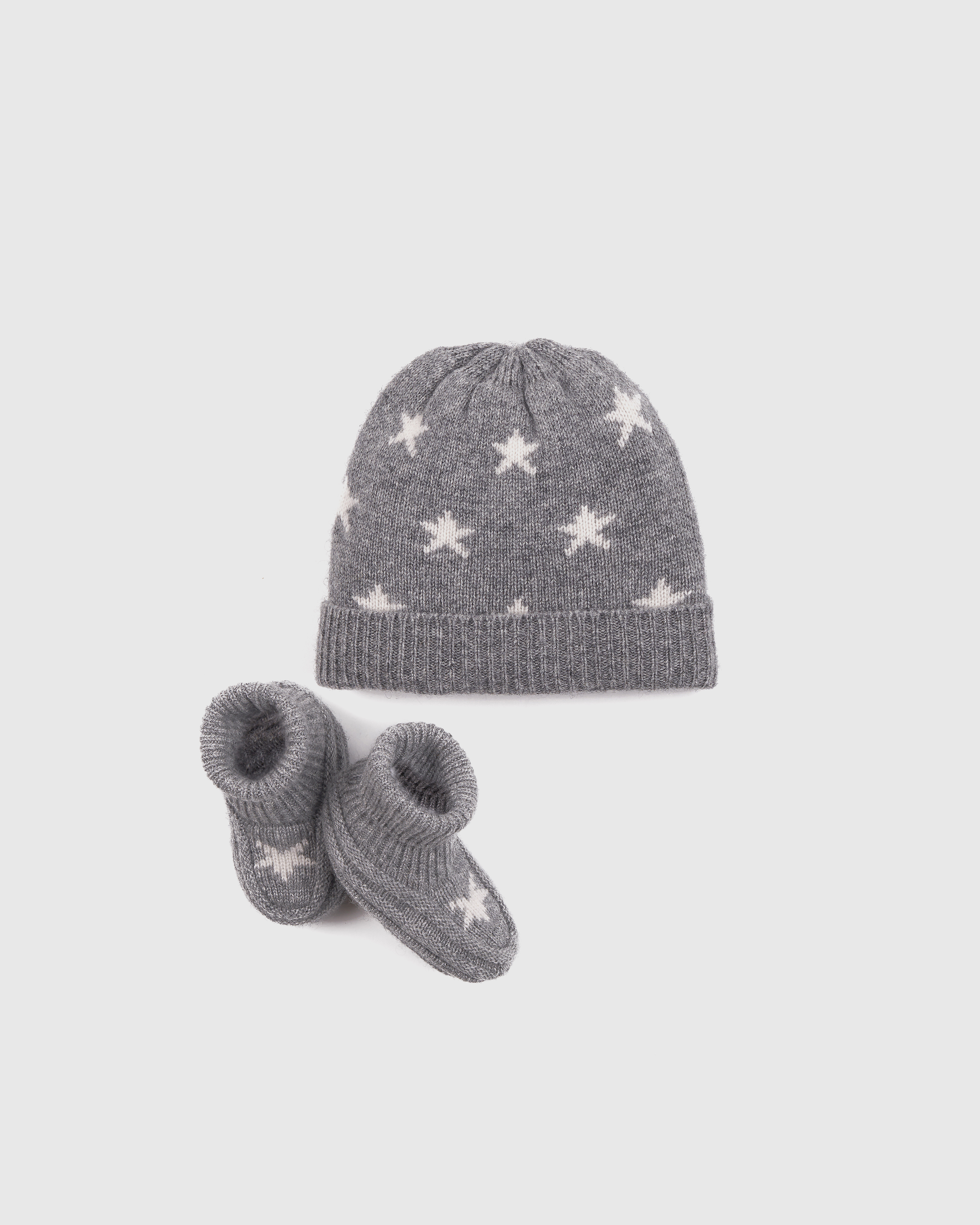 Shop Quince Washable Cashmere Beanie & Bootie Set In Heather Grey