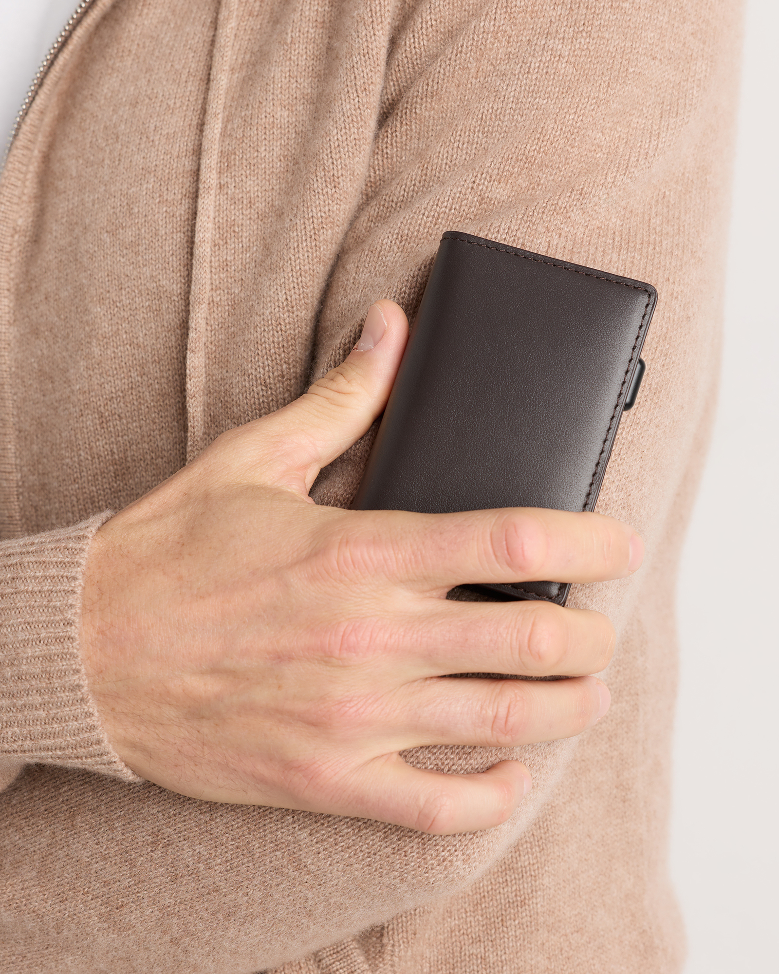 Italian Leather RFID Card Holder - thumbnail 2