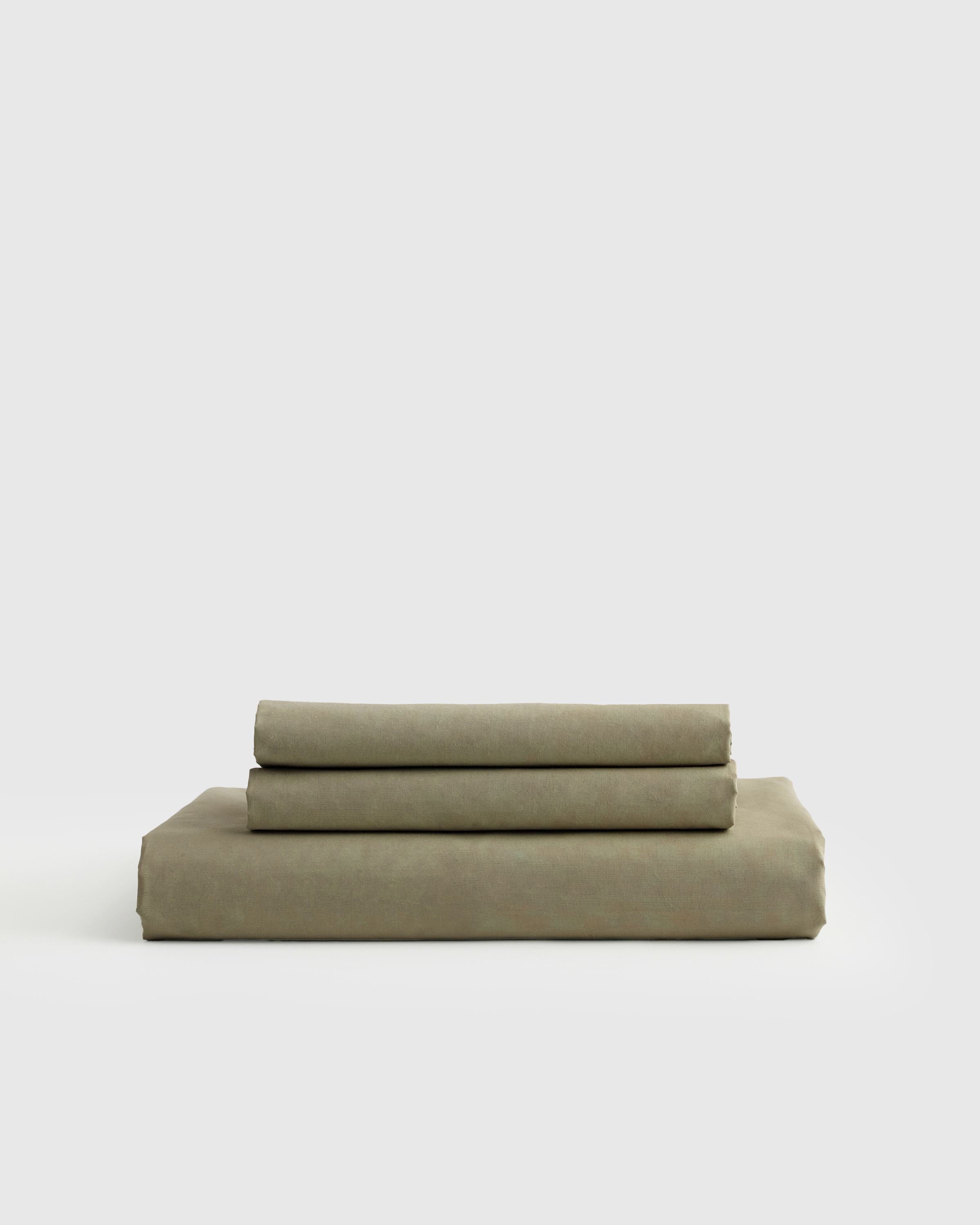 Shop Quince Classic Organic Percale Fitted Sheet Set In Aloe