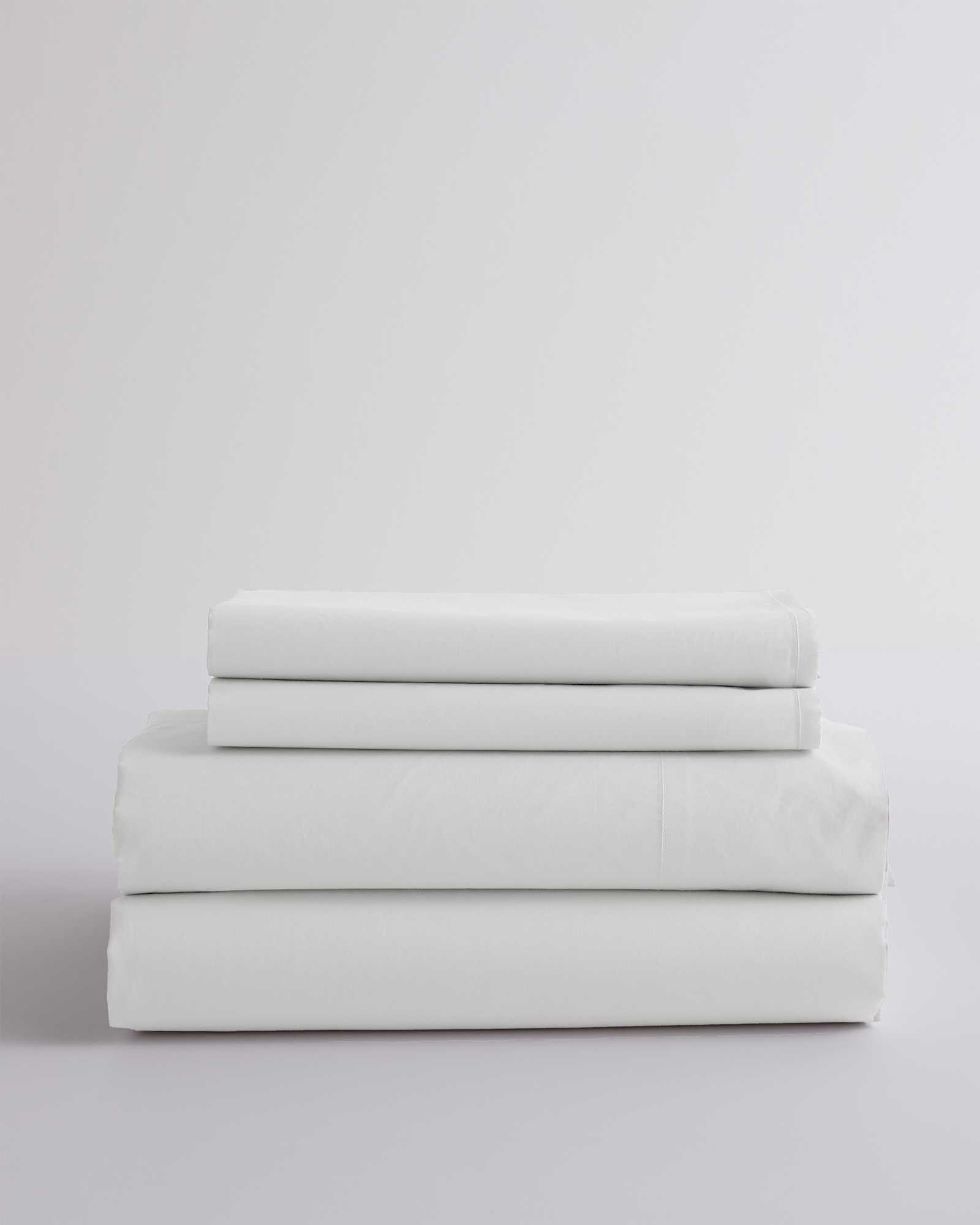 Organic percale sheet set in white