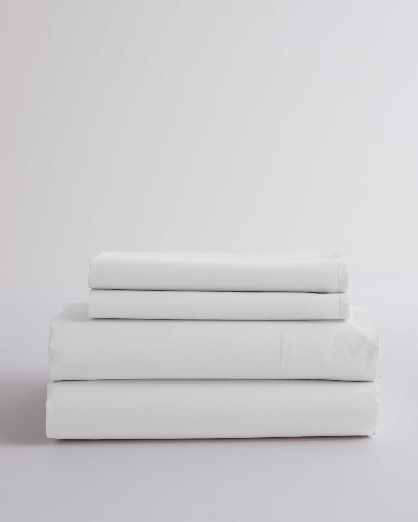 Organic percale sheet set in white