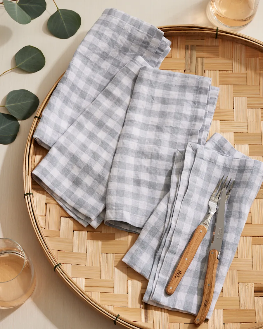 European Linen Gingham Napkins 42331 EDITED