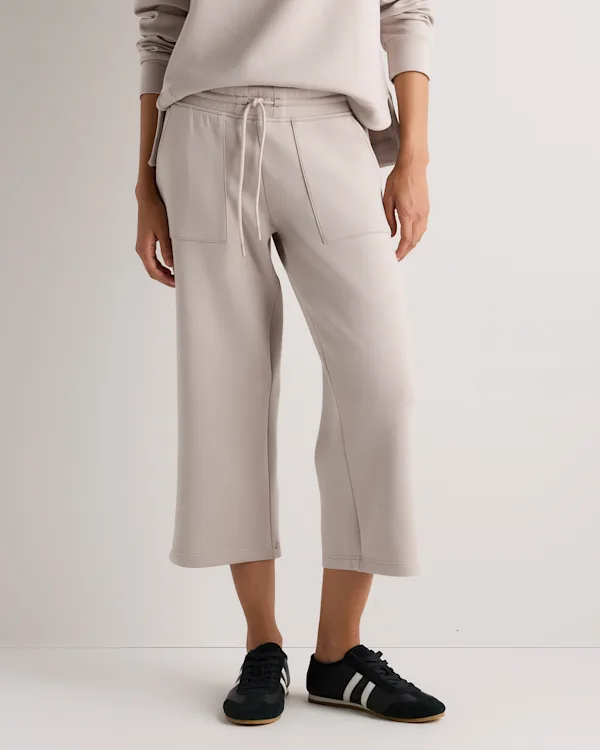 CloudComfort High-Rise Cropped Sweatpants